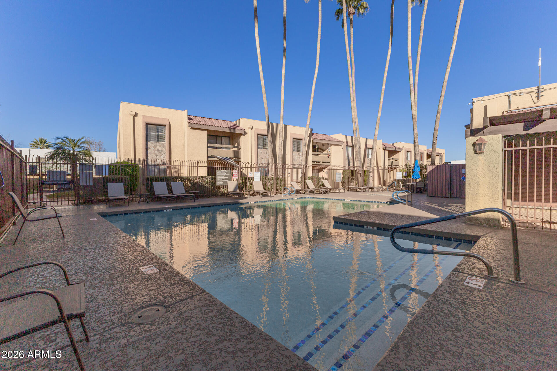 8500 E INDIAN SCHOOL Road 238