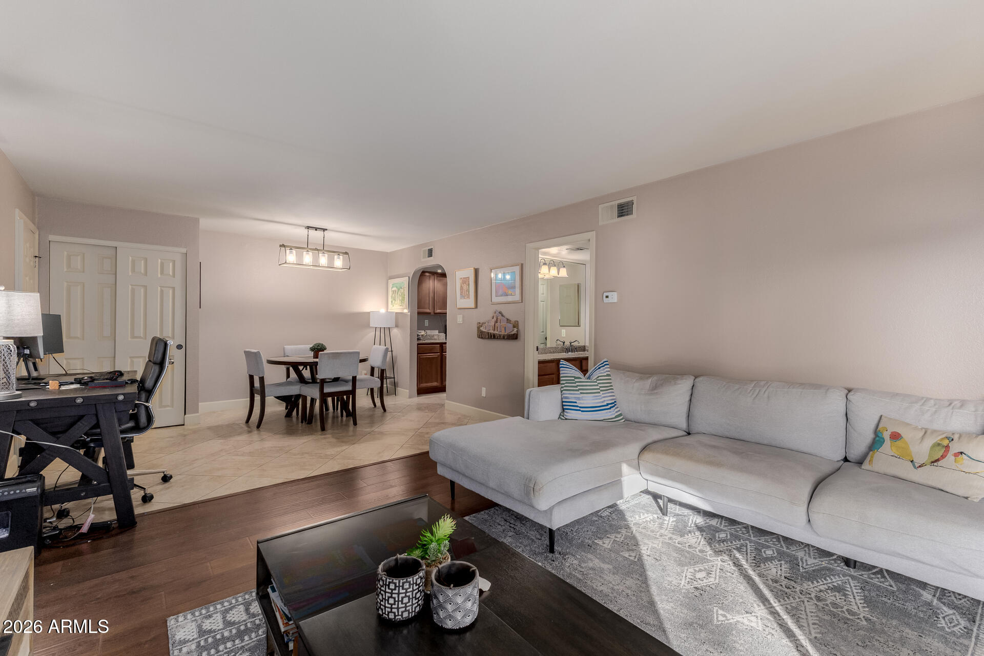 8500 E INDIAN SCHOOL Road 238