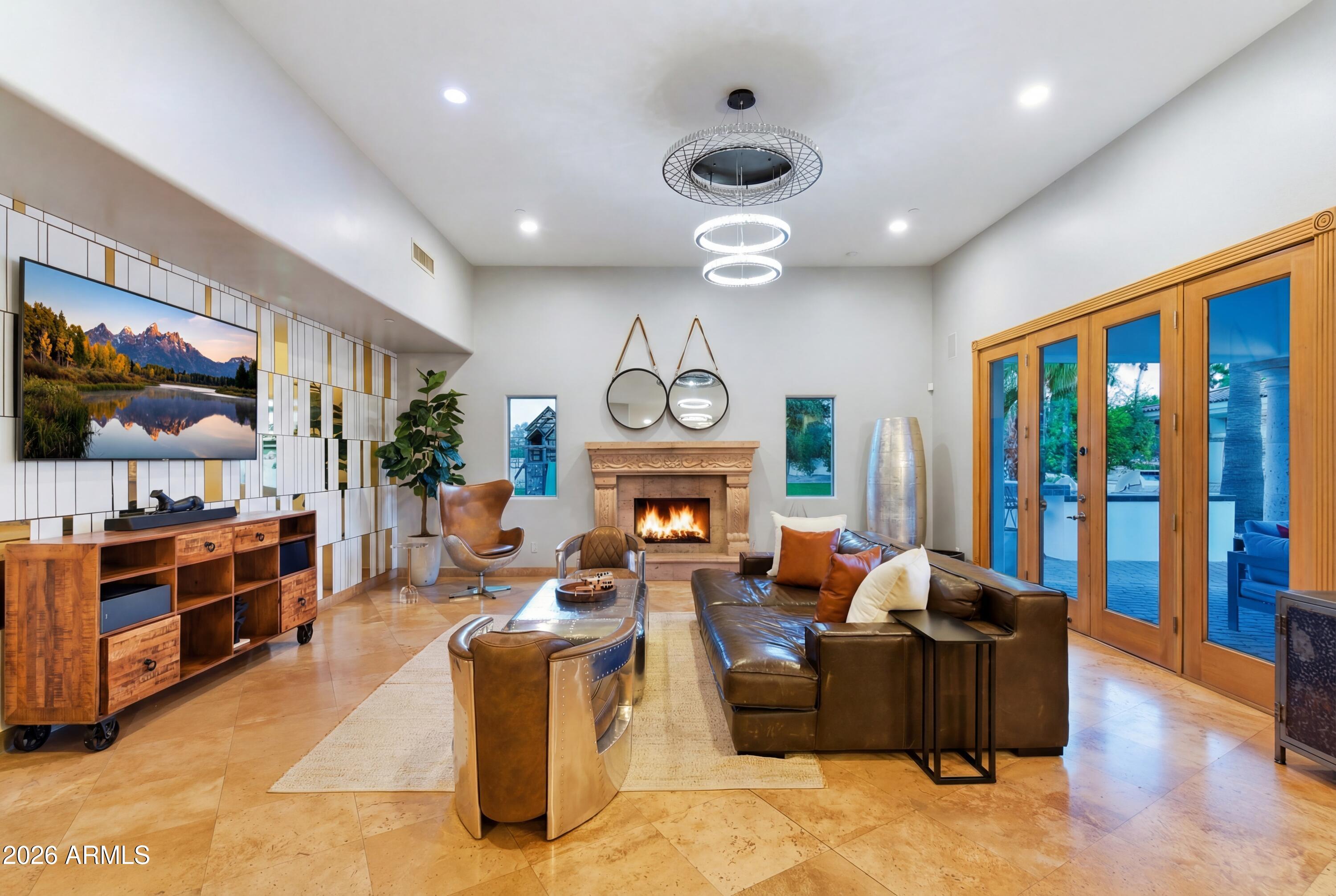 9071 N 53rd Place