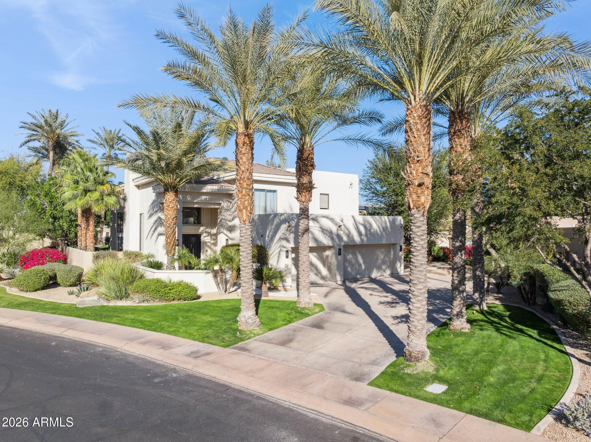 7425 E GAINEY RANCH Road 50