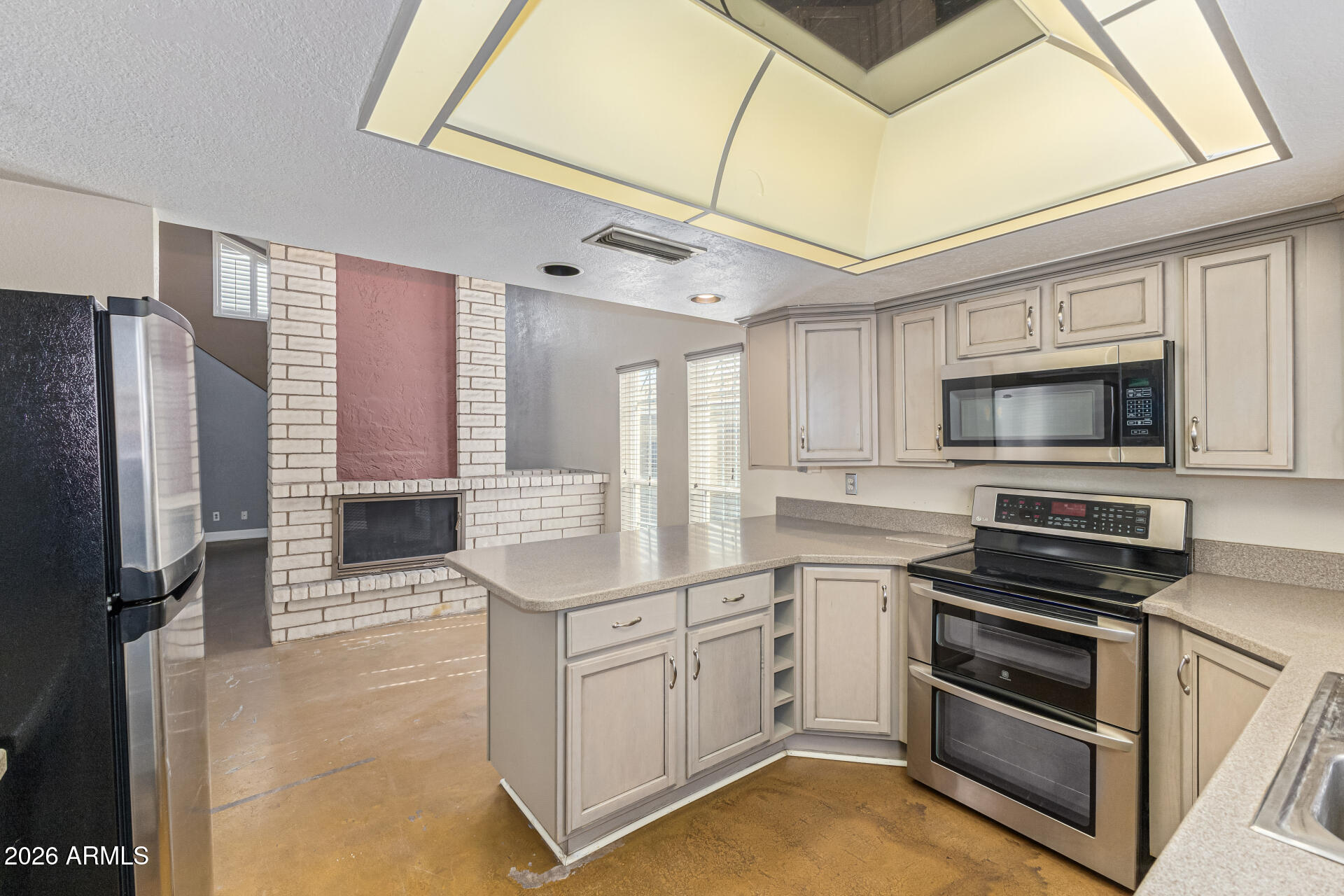 2930 N 22ND Place