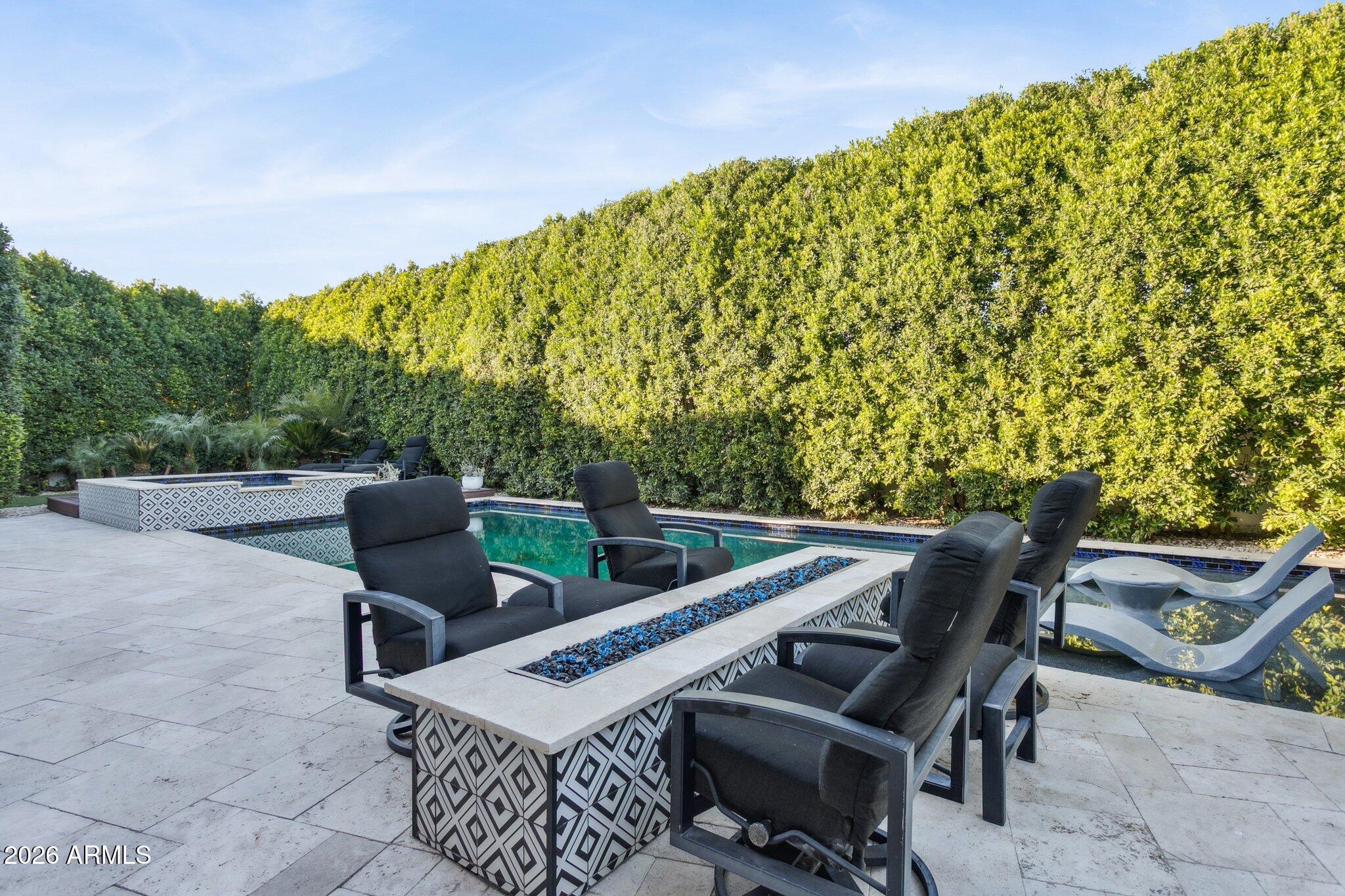 7542 E SUNDOWN Court