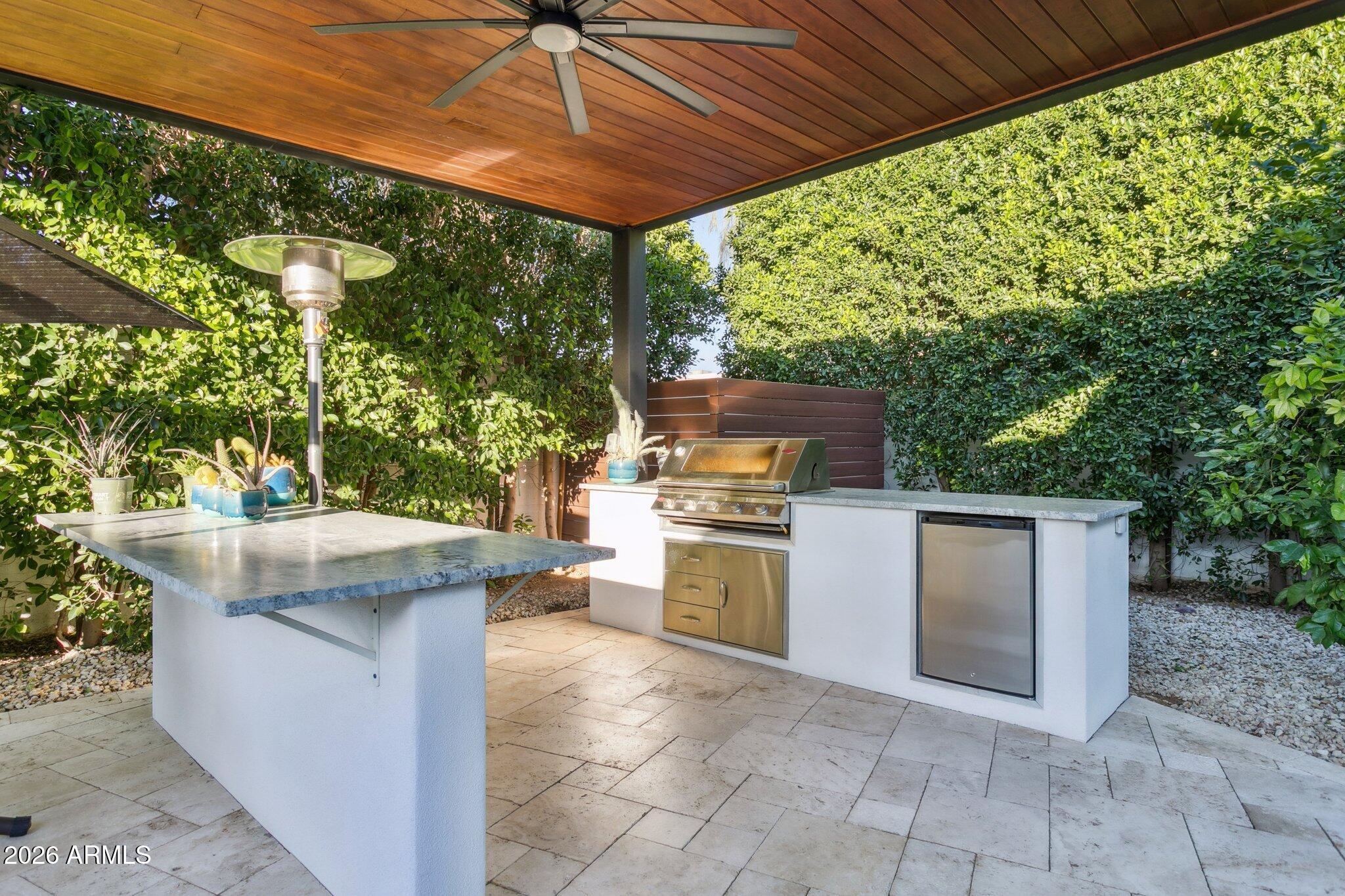 7542 E SUNDOWN Court