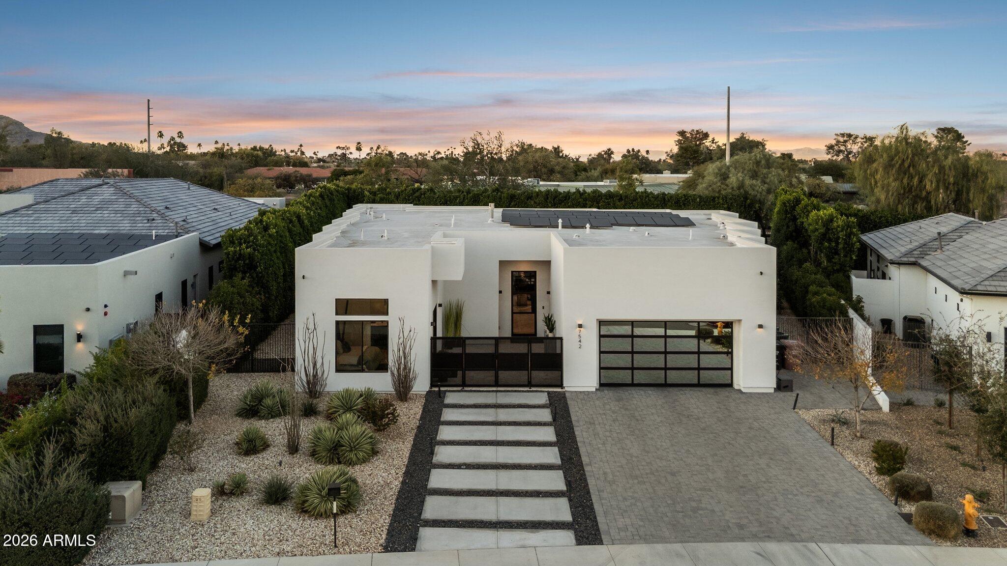 7542 E SUNDOWN Court