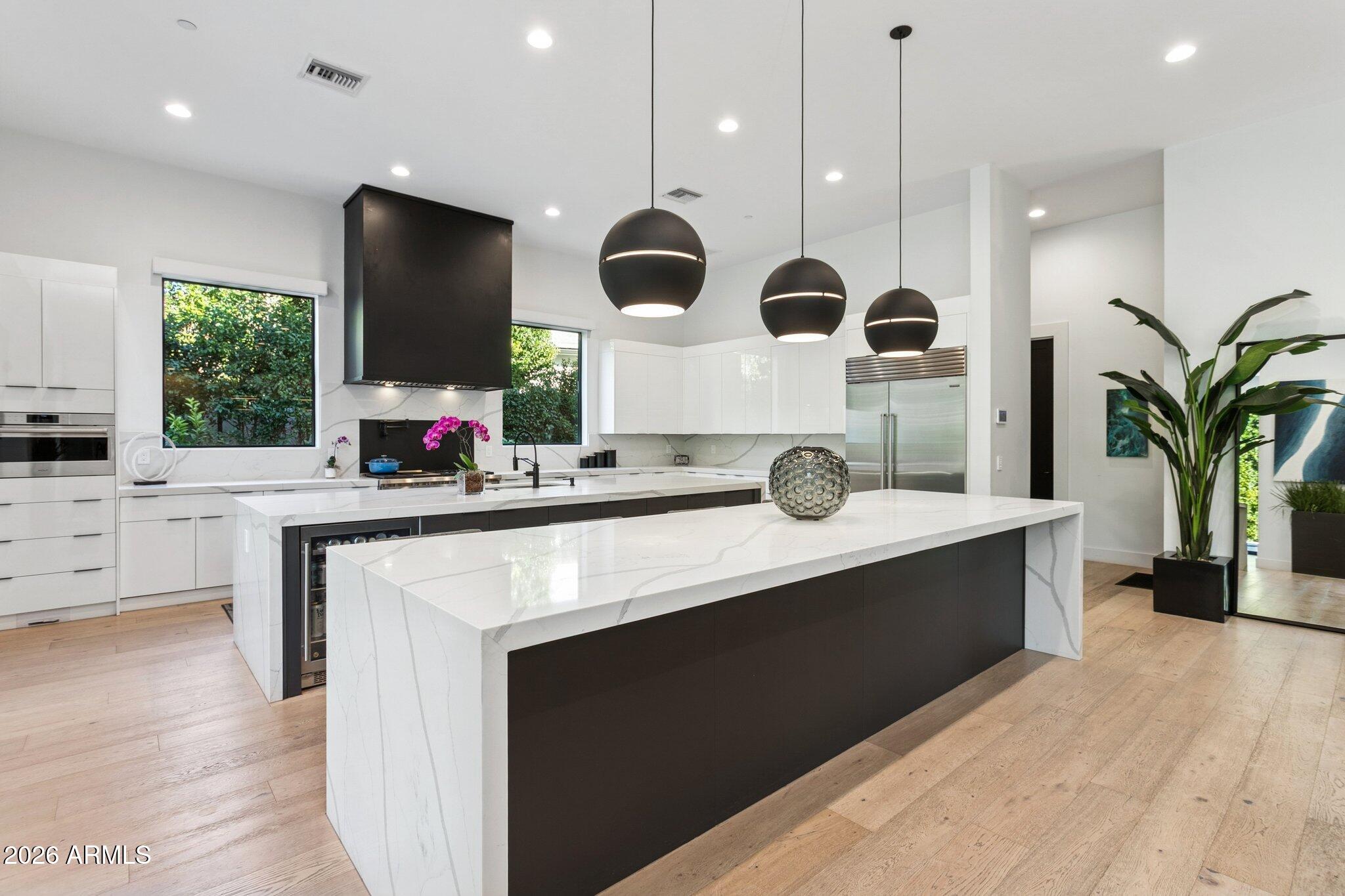 7542 E SUNDOWN Court