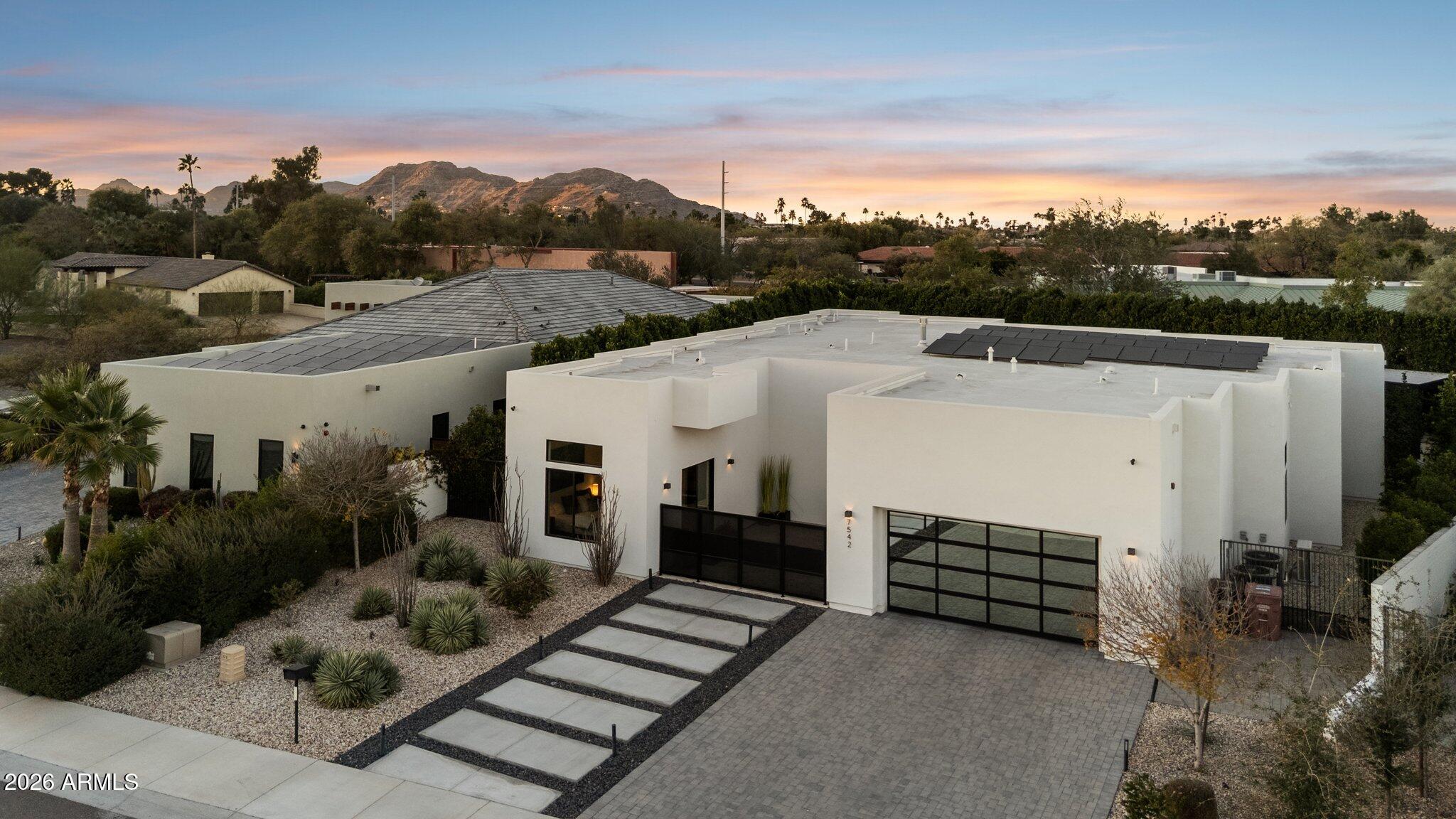 7542 E SUNDOWN Court