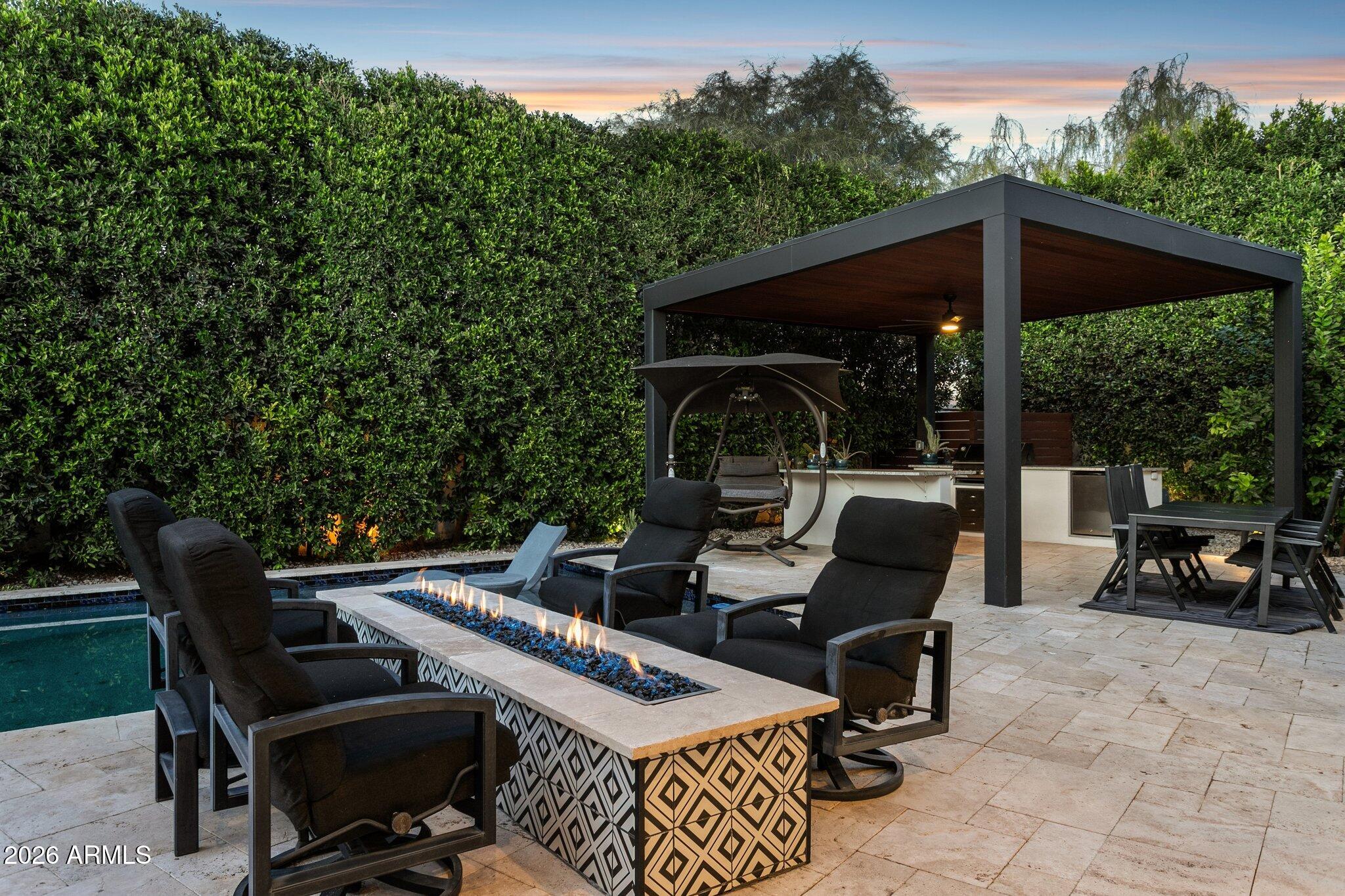 7542 E SUNDOWN Court