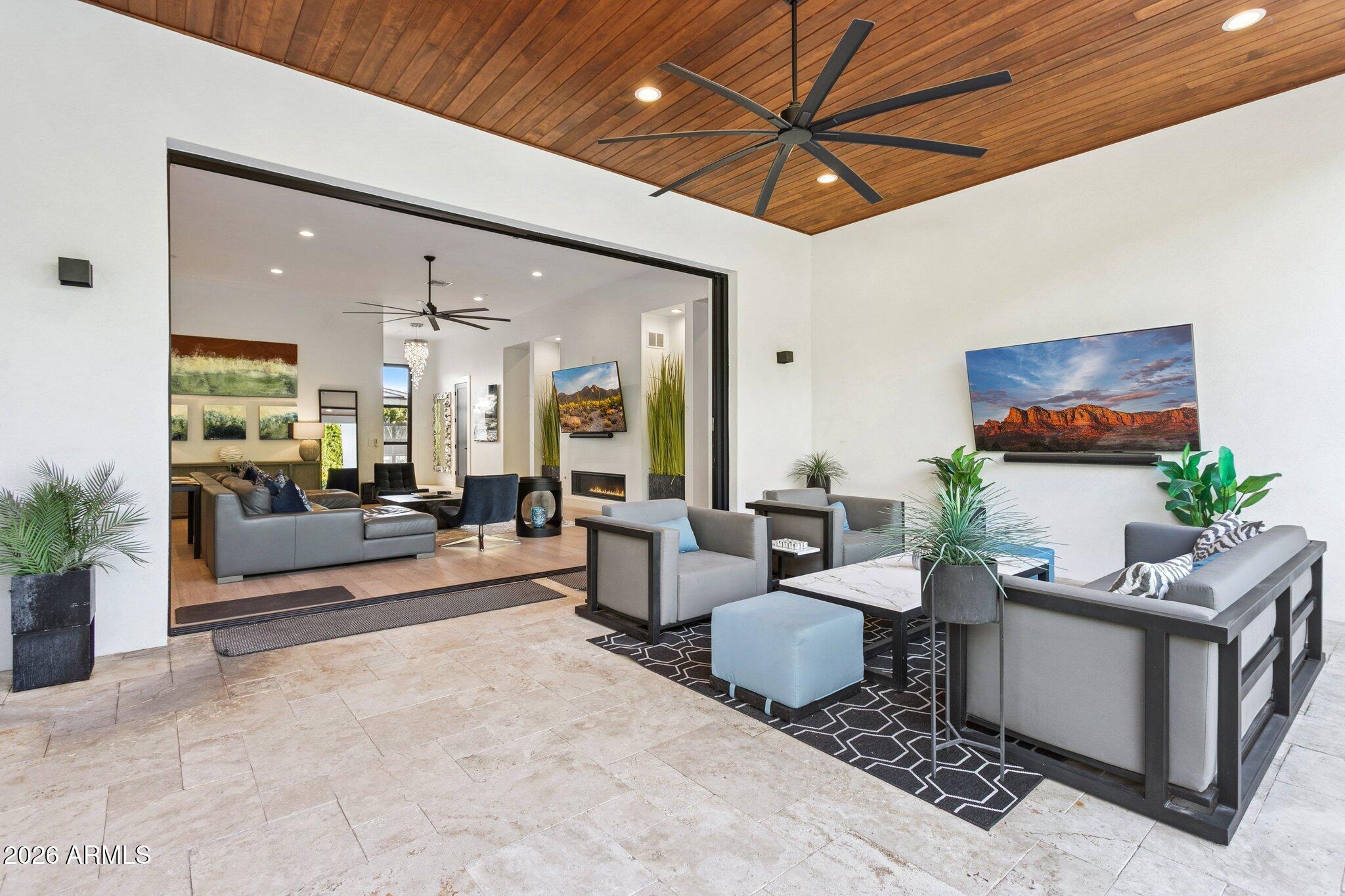 7542 E SUNDOWN Court