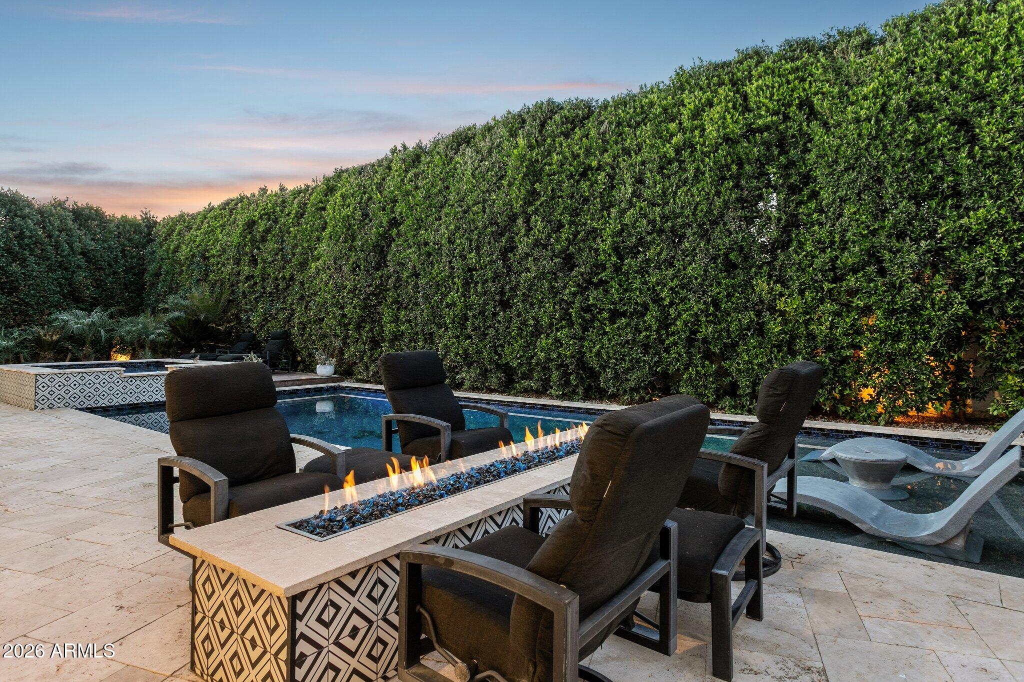 7542 E SUNDOWN Court