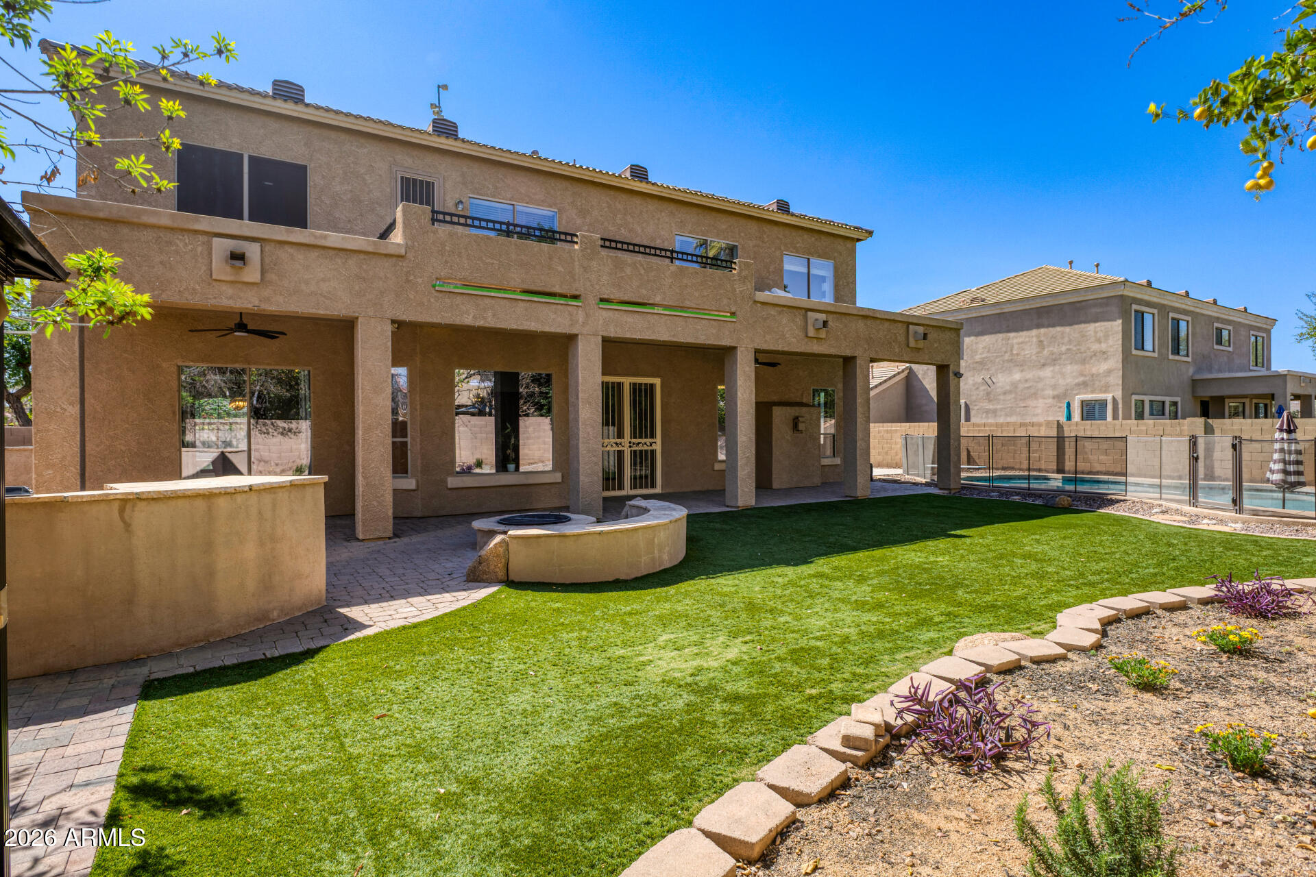 42 E JOSEPH Way