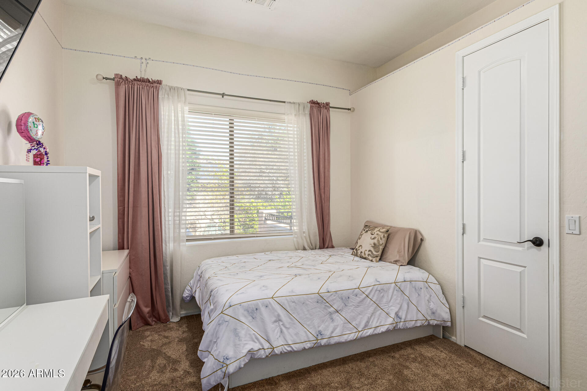 42 E JOSEPH Way