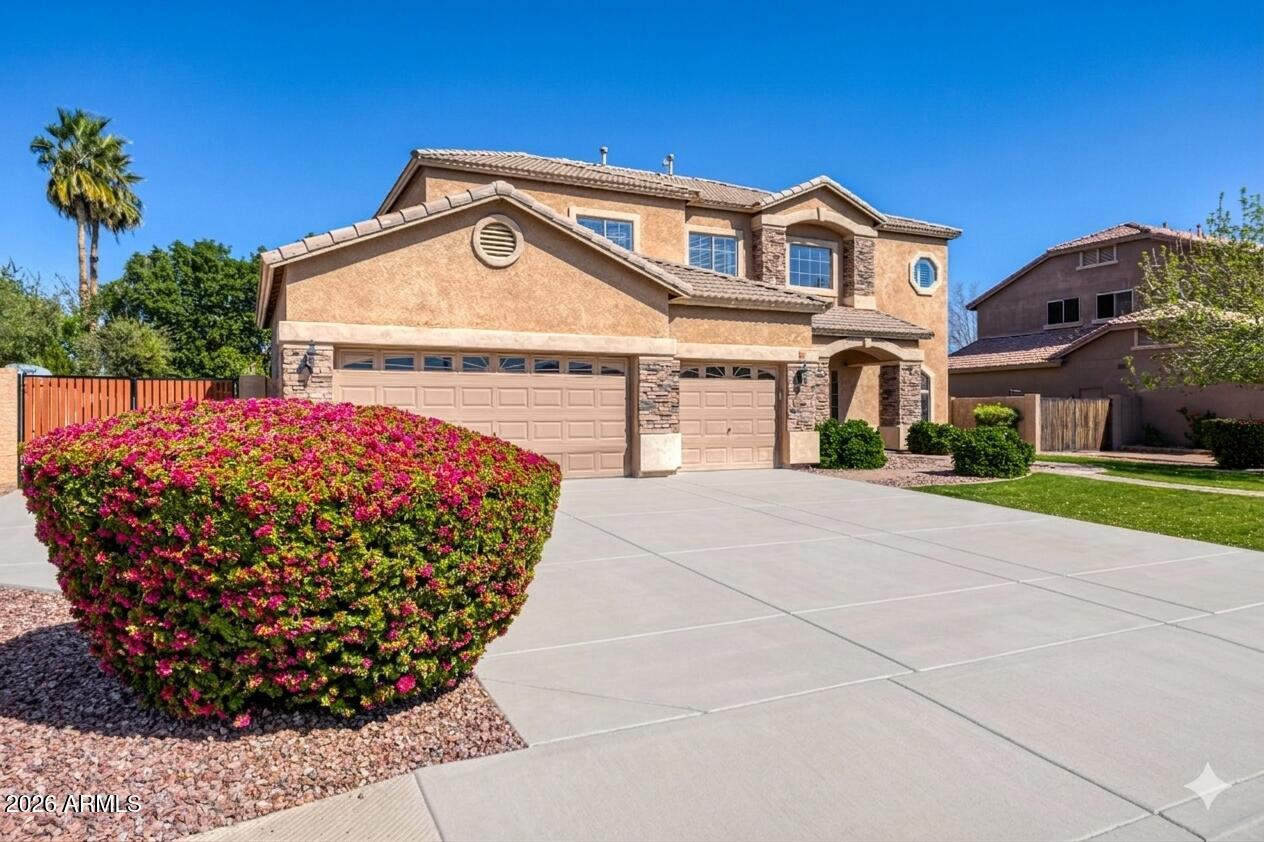 42 E JOSEPH Way