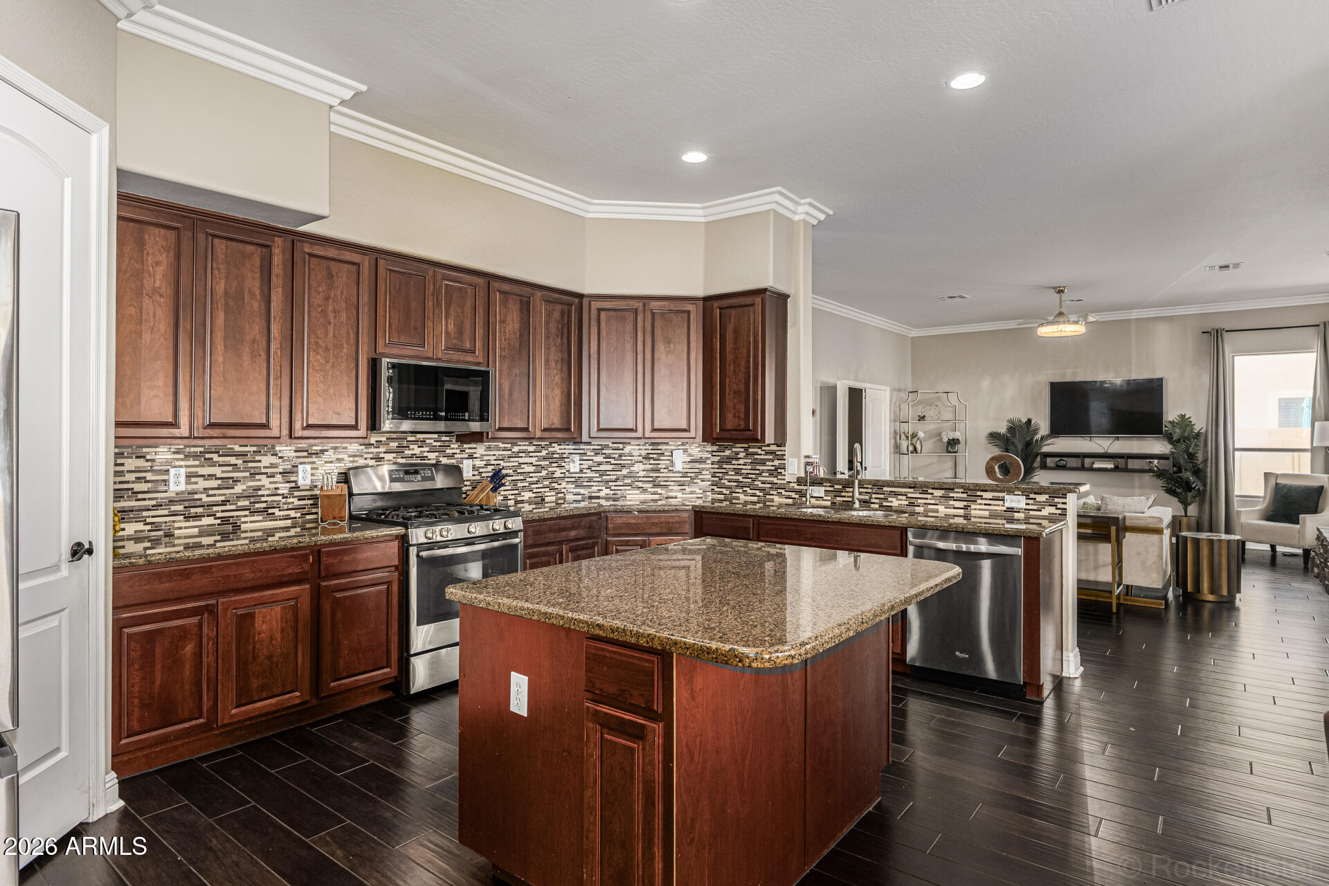 42 E JOSEPH Way