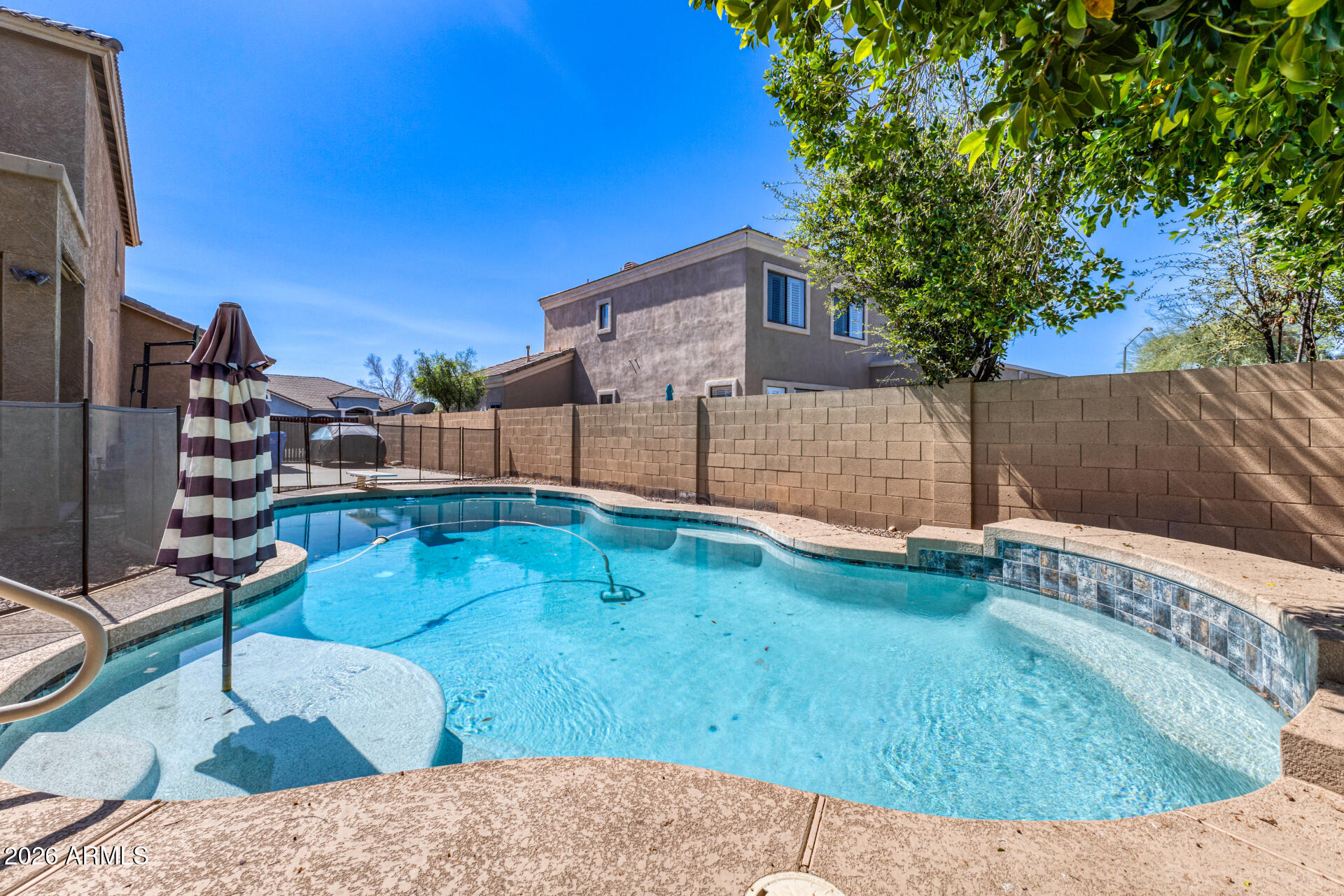 42 E JOSEPH Way