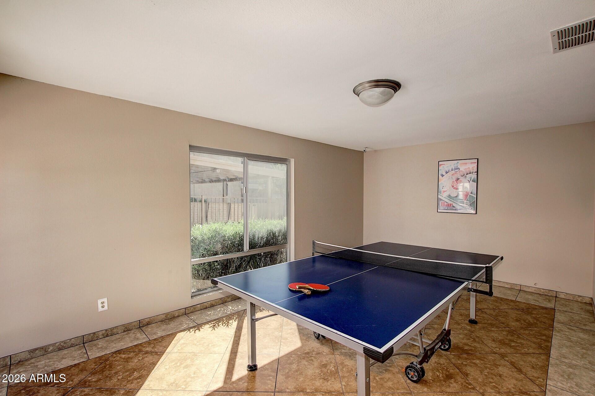 5525 E THOMAS Road M16