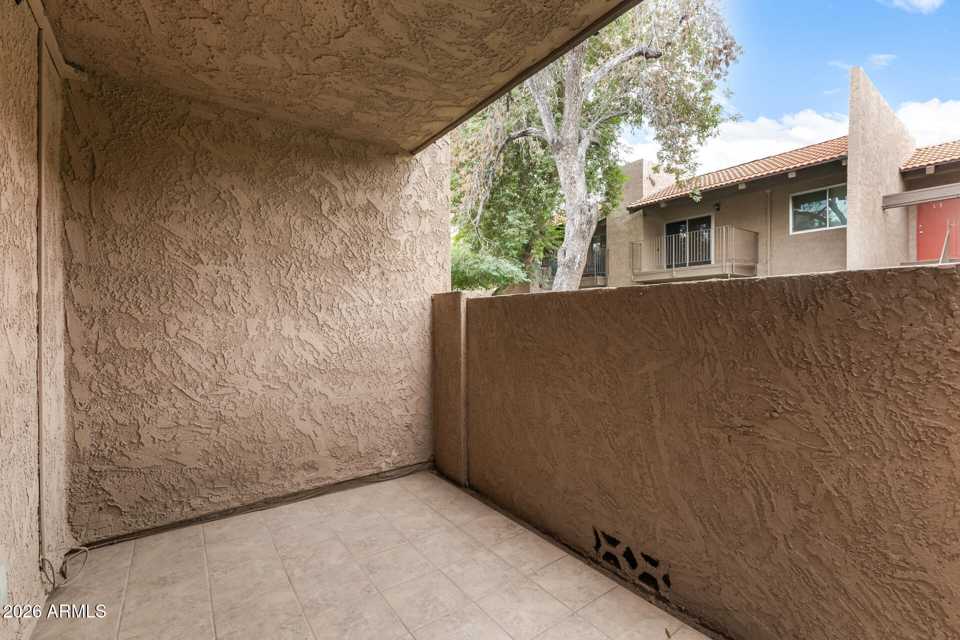 5525 E THOMAS Road M16