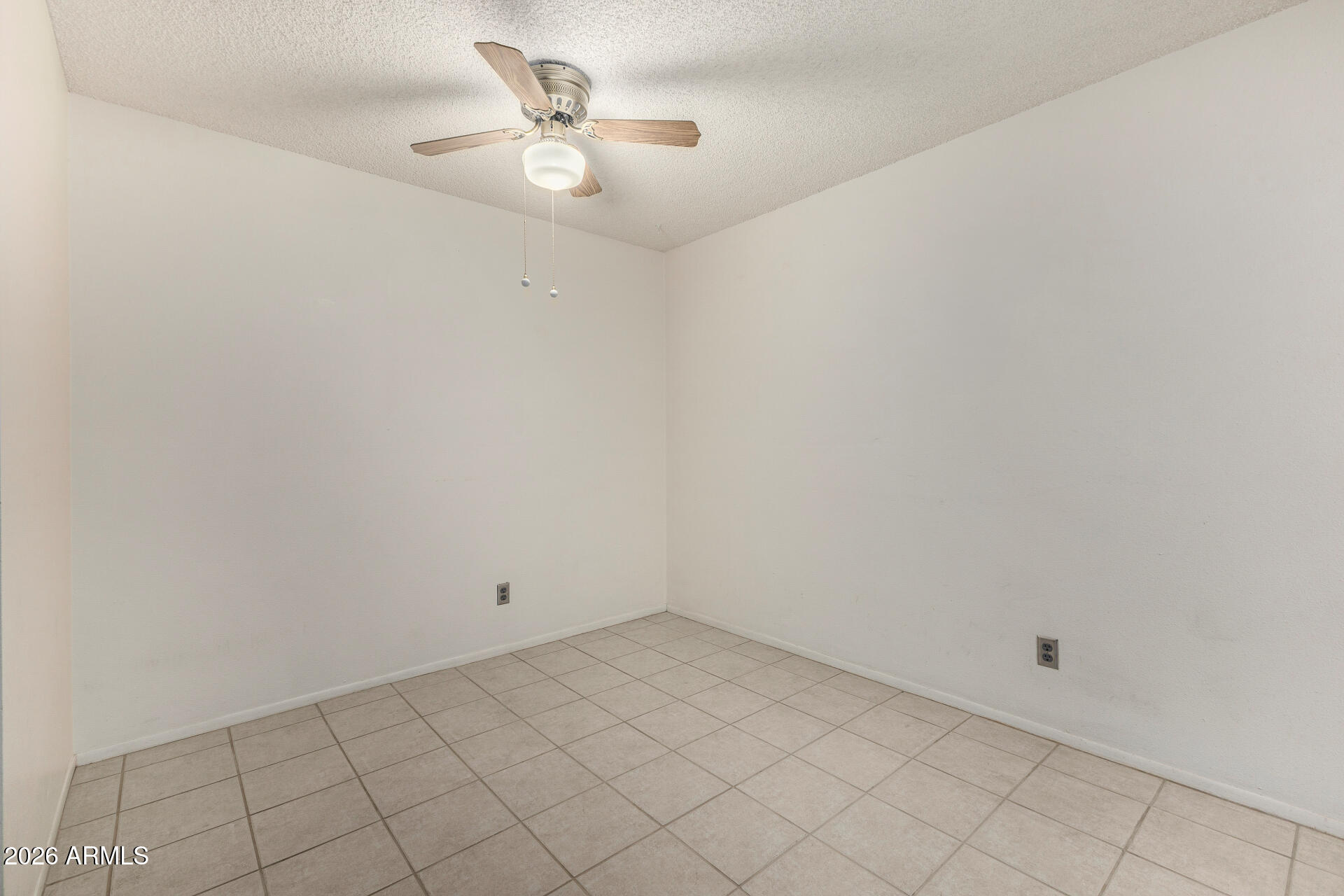 5525 E THOMAS Road M16