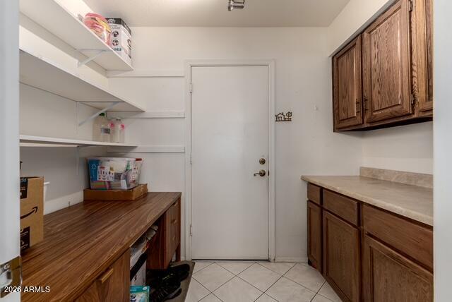 2122 LEISURE WORLD