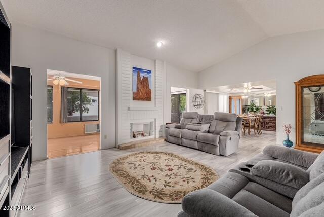 2122 LEISURE WORLD