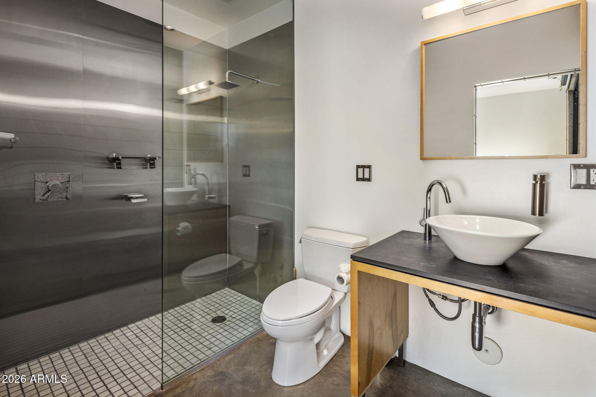 406 W 14TH Street
