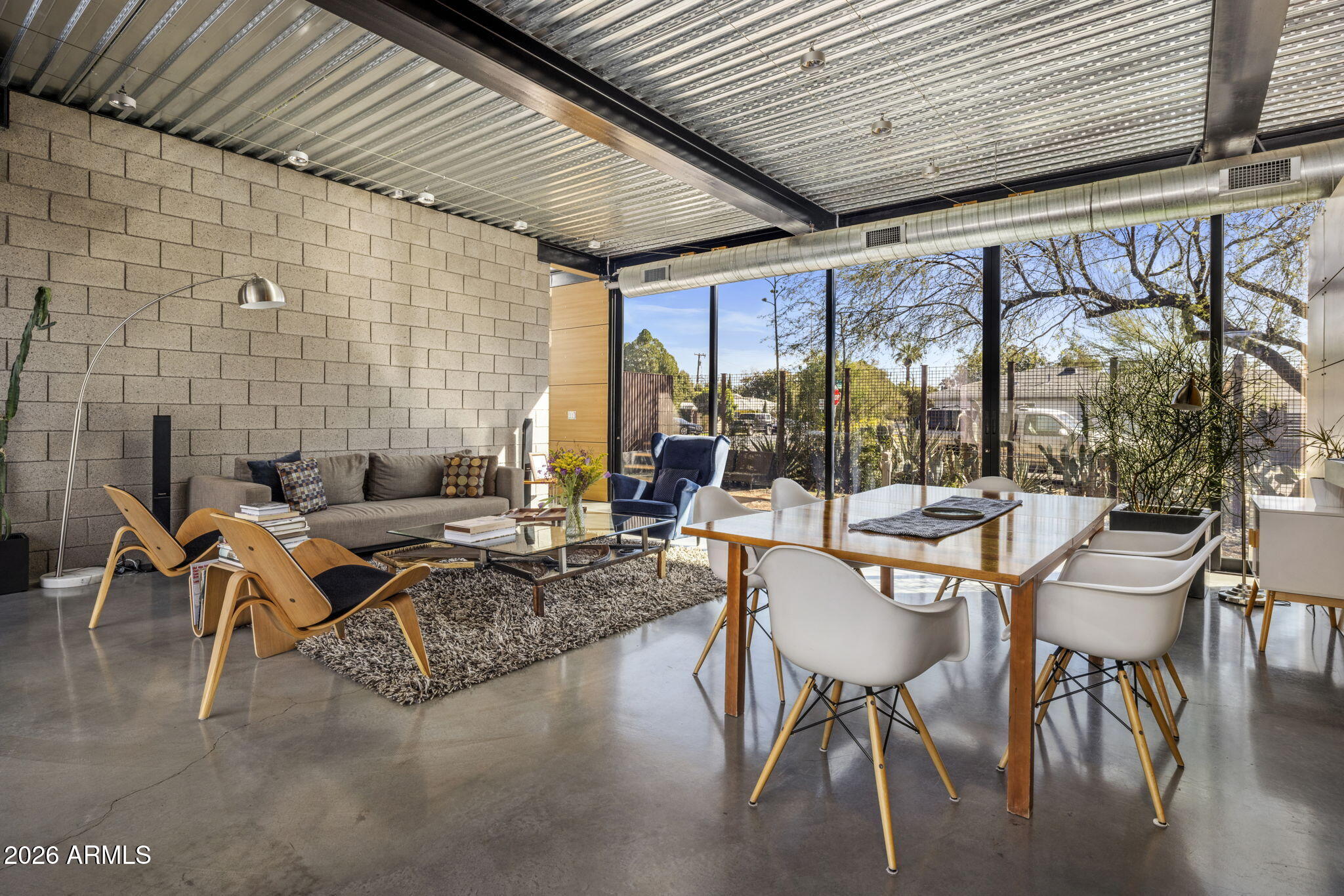 406 W 14TH Street