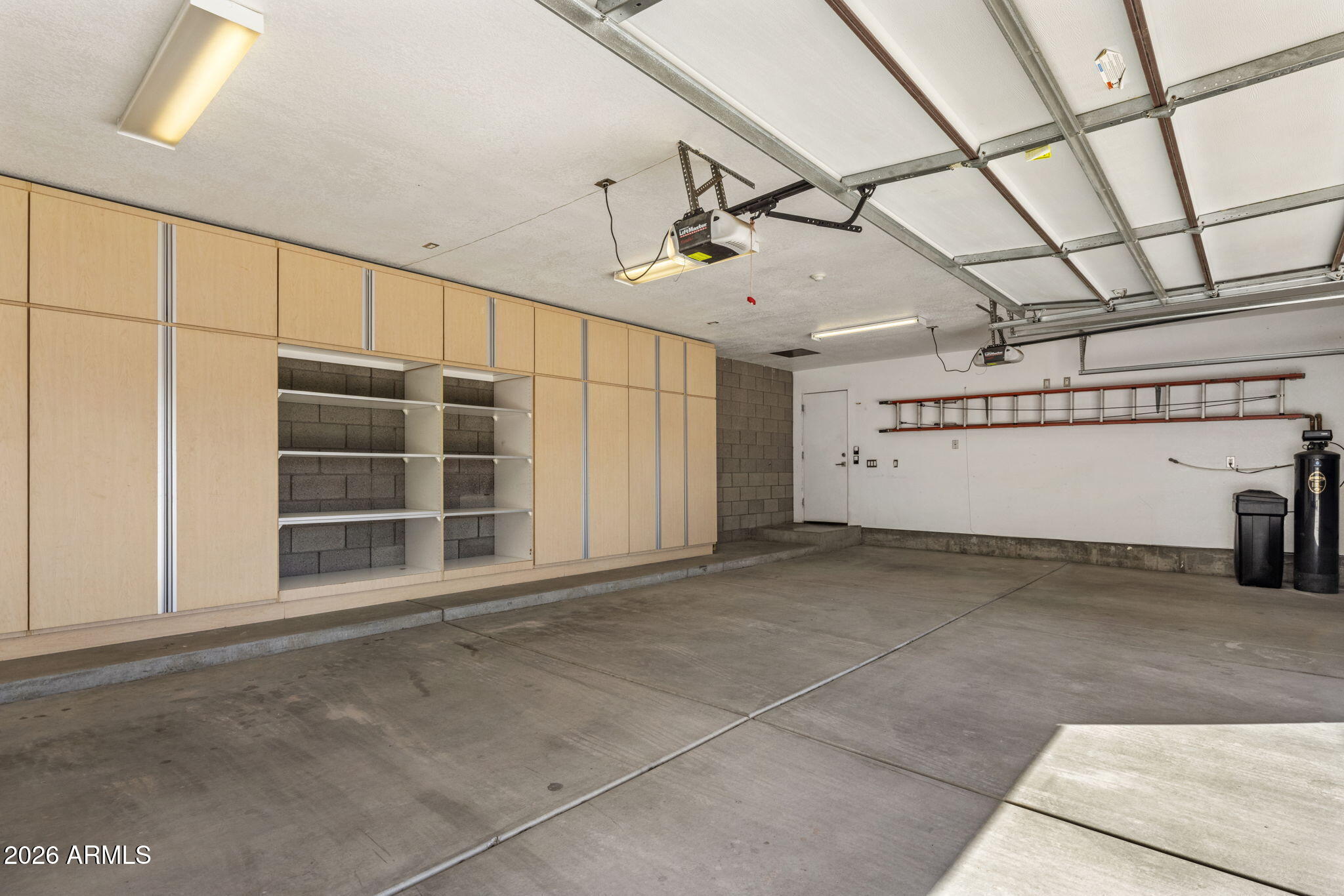 406 W 14TH Street