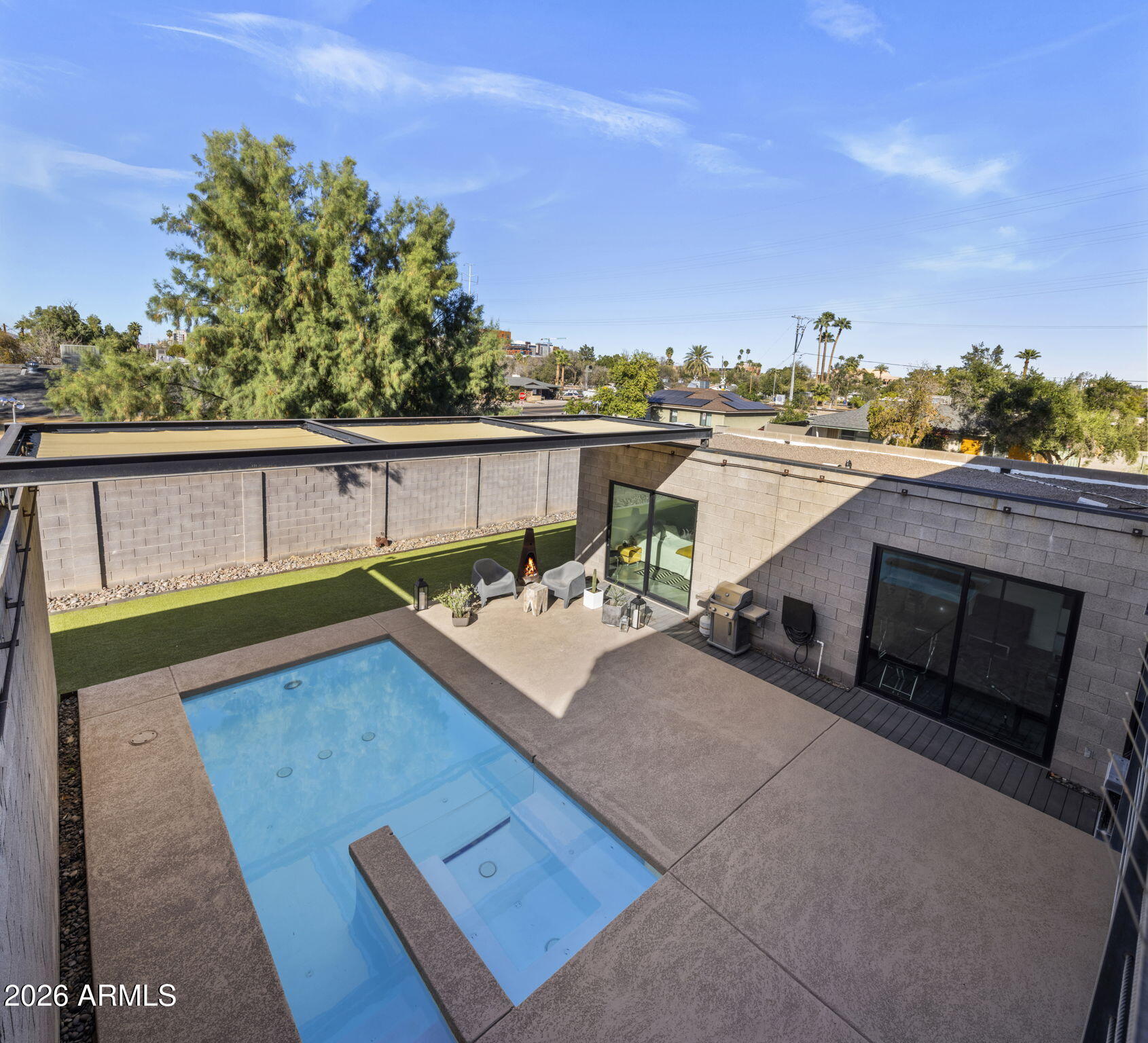 406 W 14TH Street