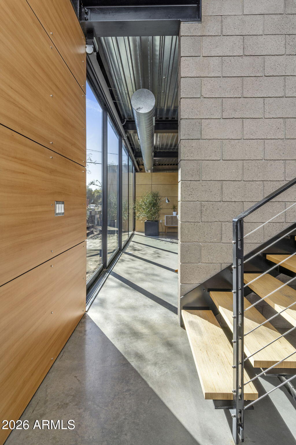 406 W 14TH Street