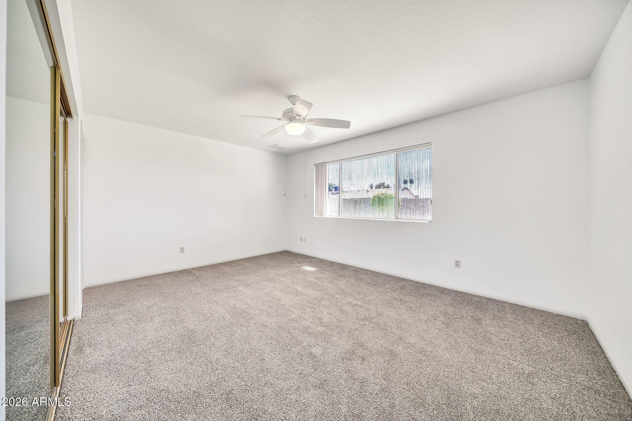 3827 W MURIEL Drive