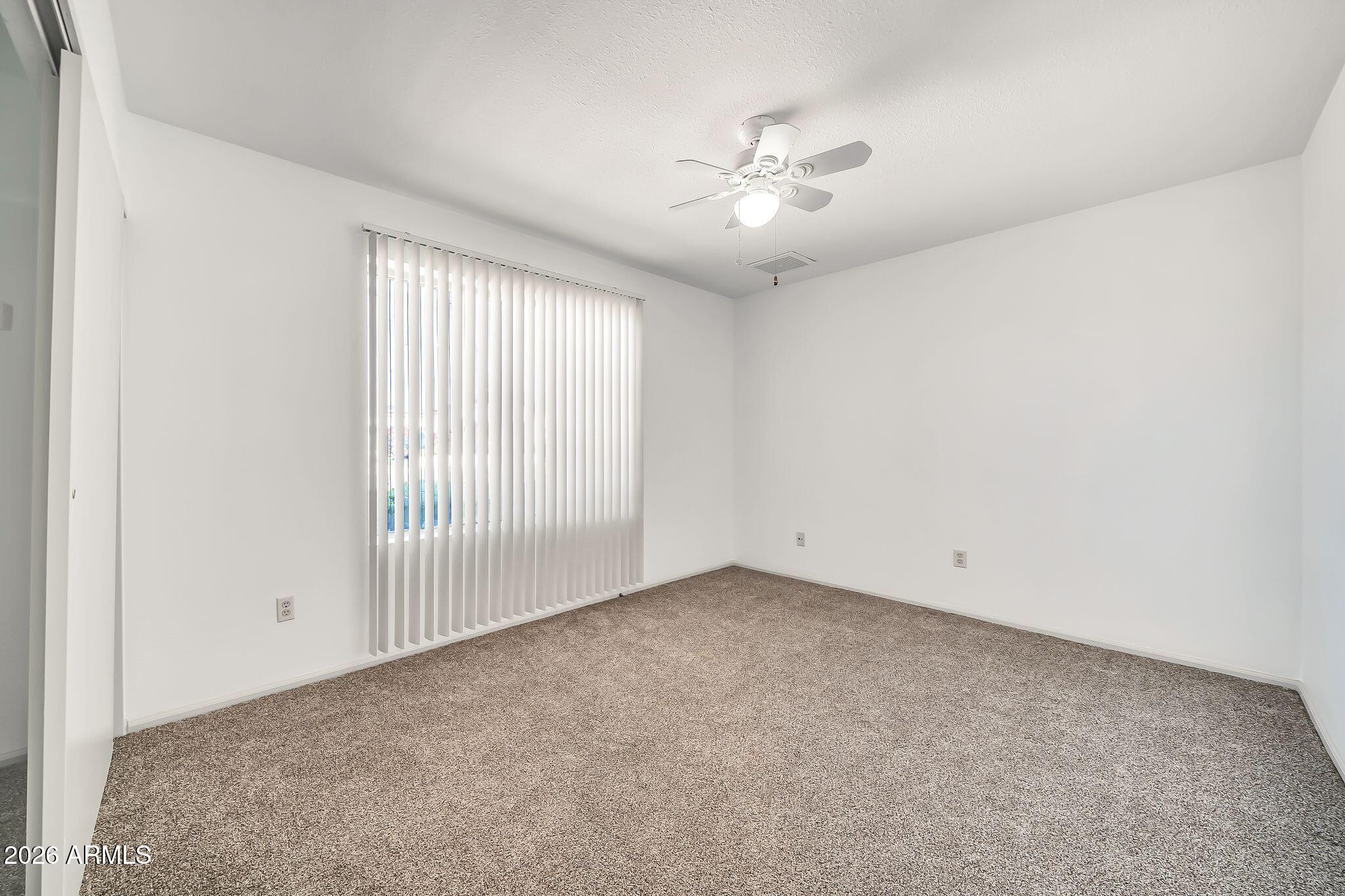 3827 W MURIEL Drive