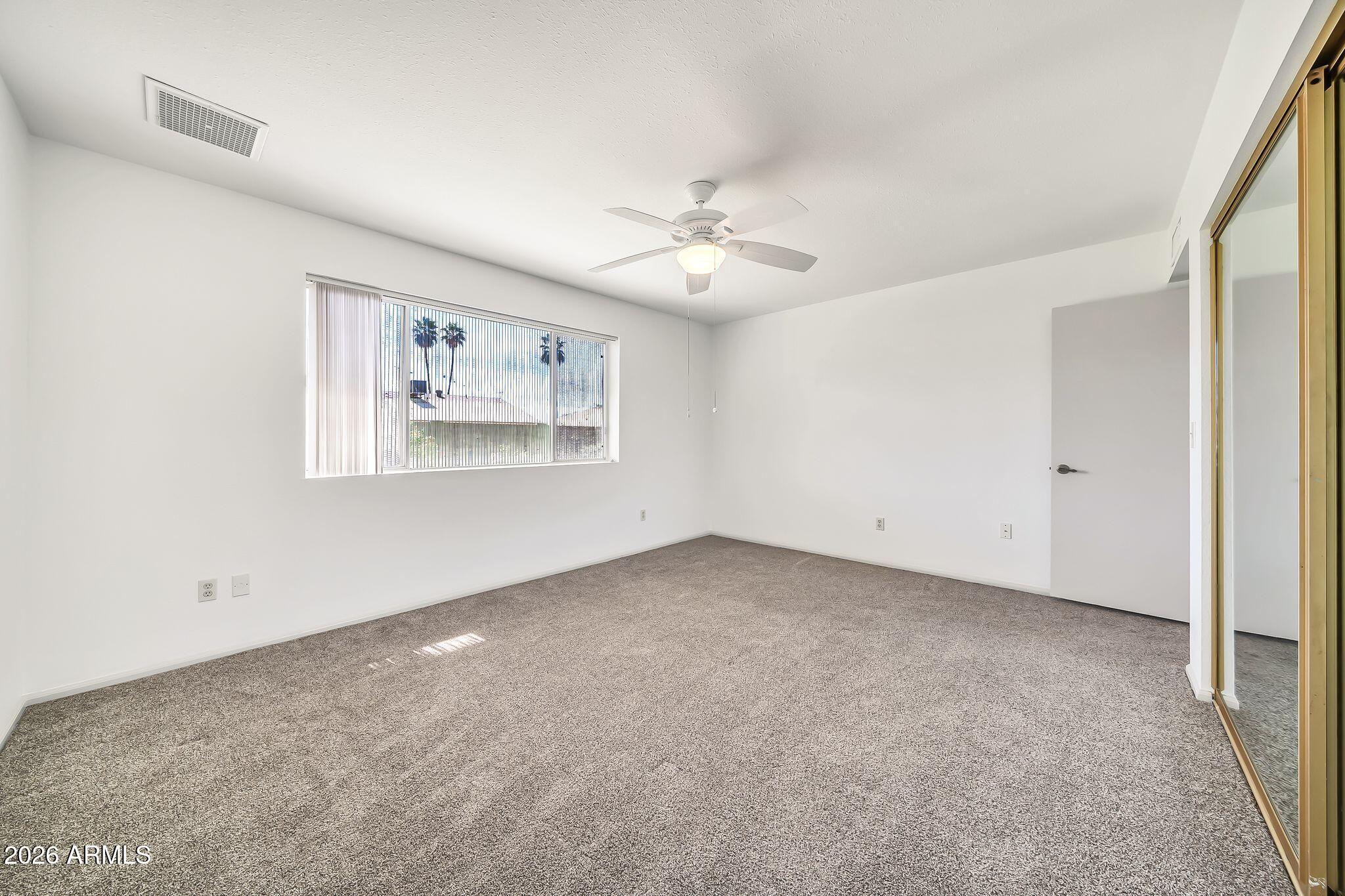 3827 W MURIEL Drive