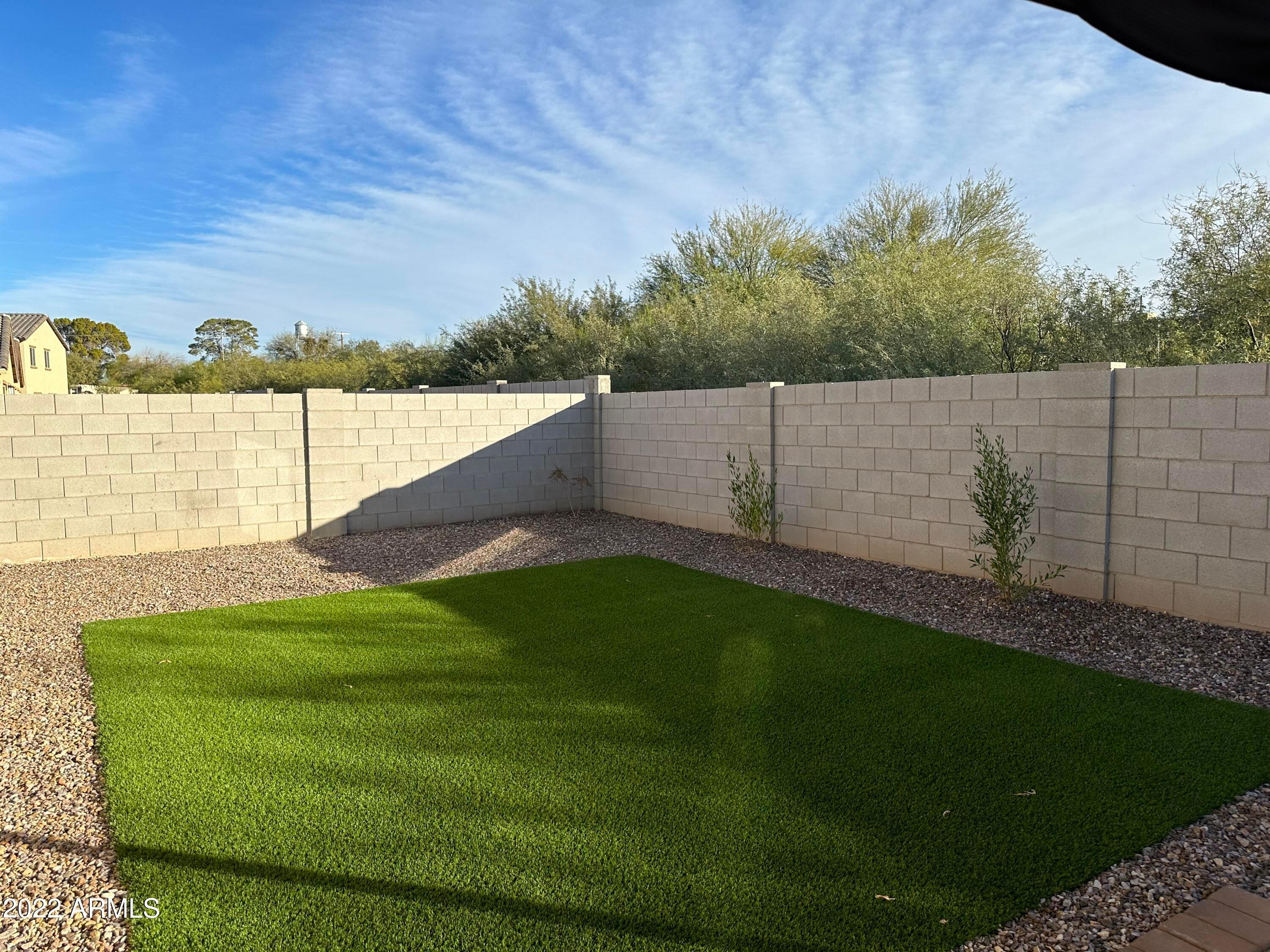 495 W Geib Avenue