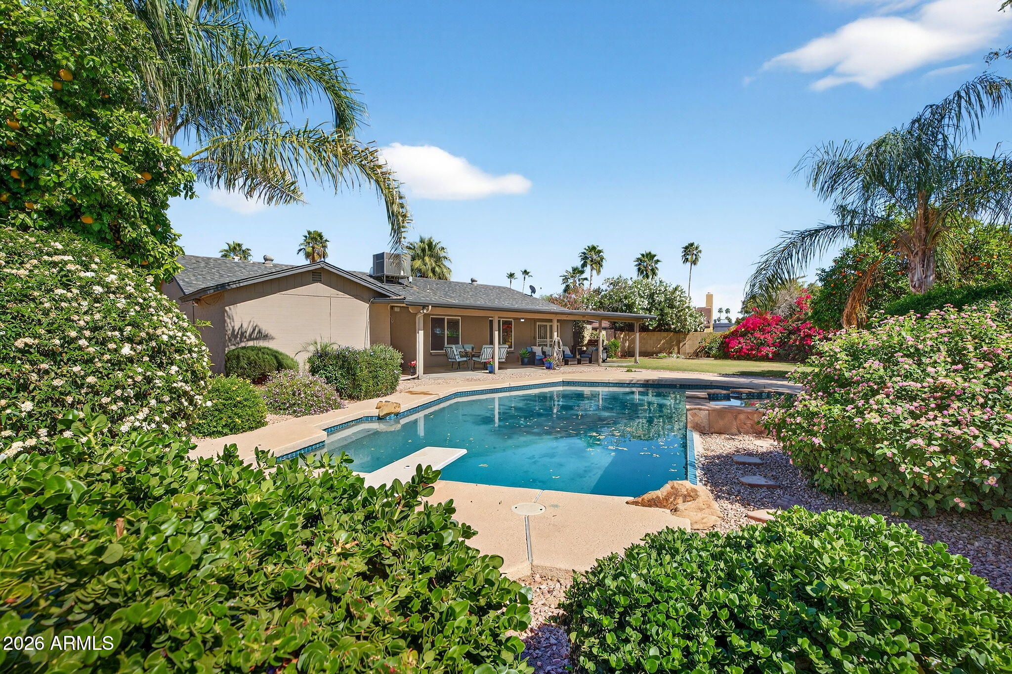 10557 E MERCER Lane