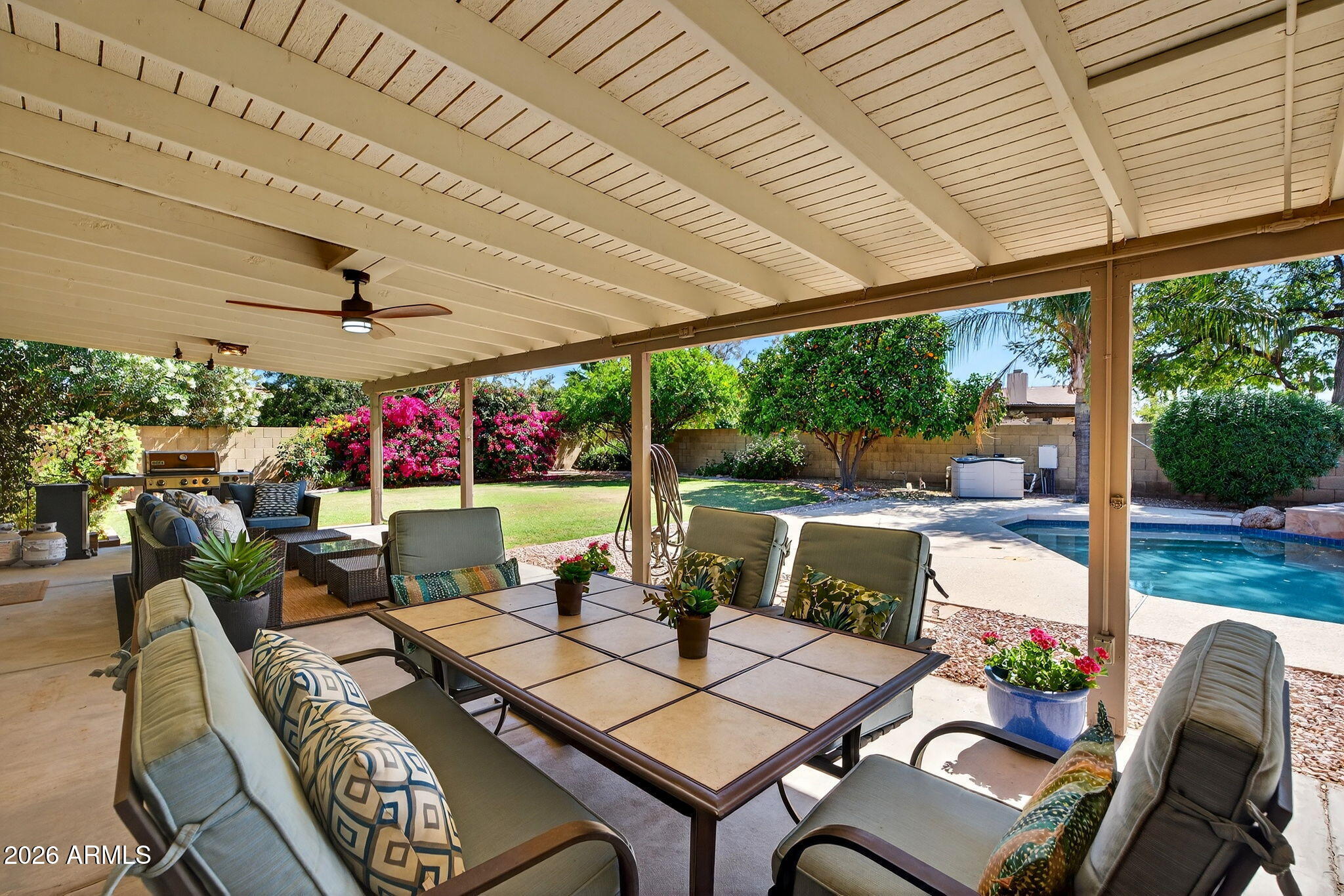 10557 E MERCER Lane