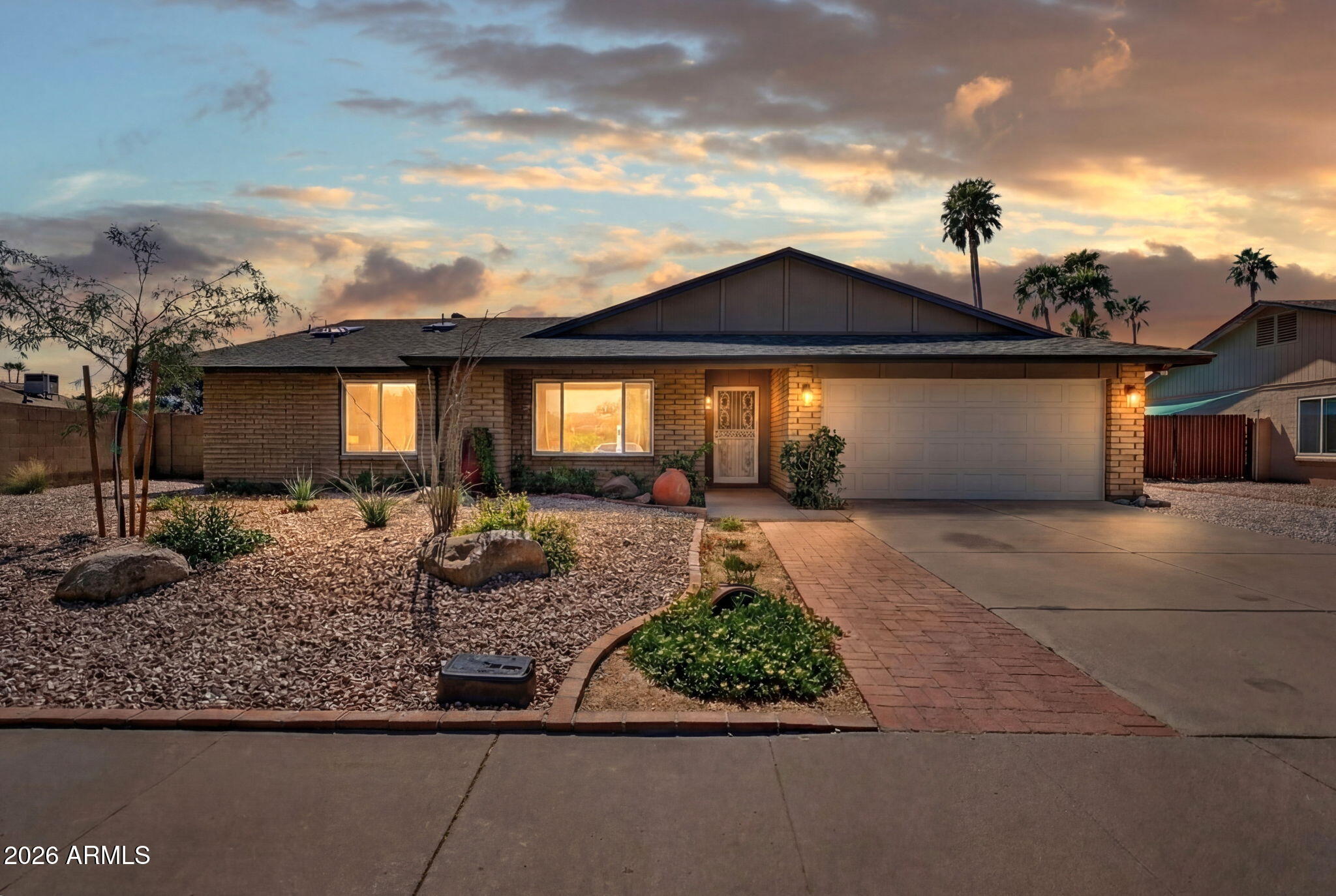 10557 E MERCER Lane