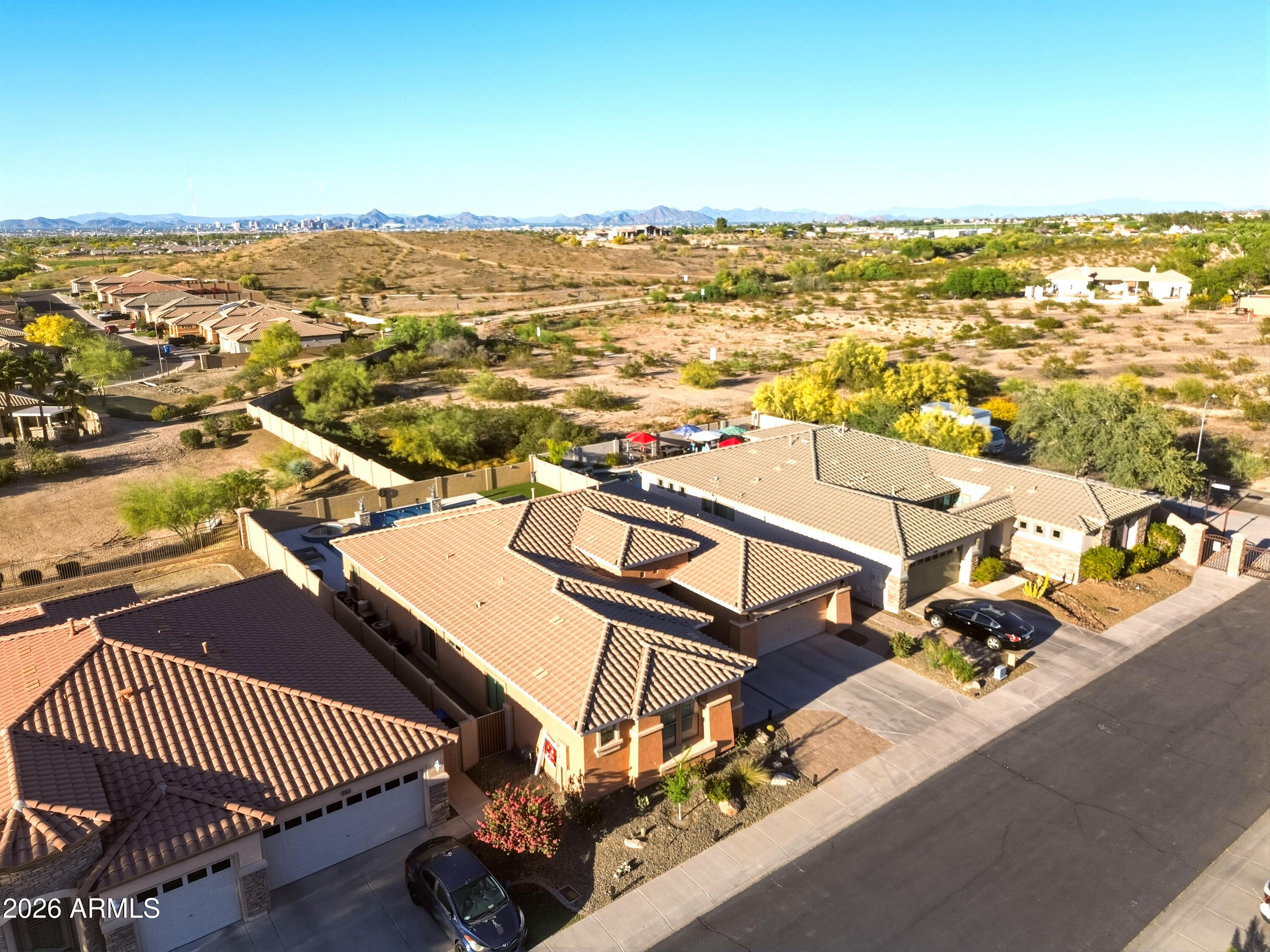 2310 W KACHINA Trail