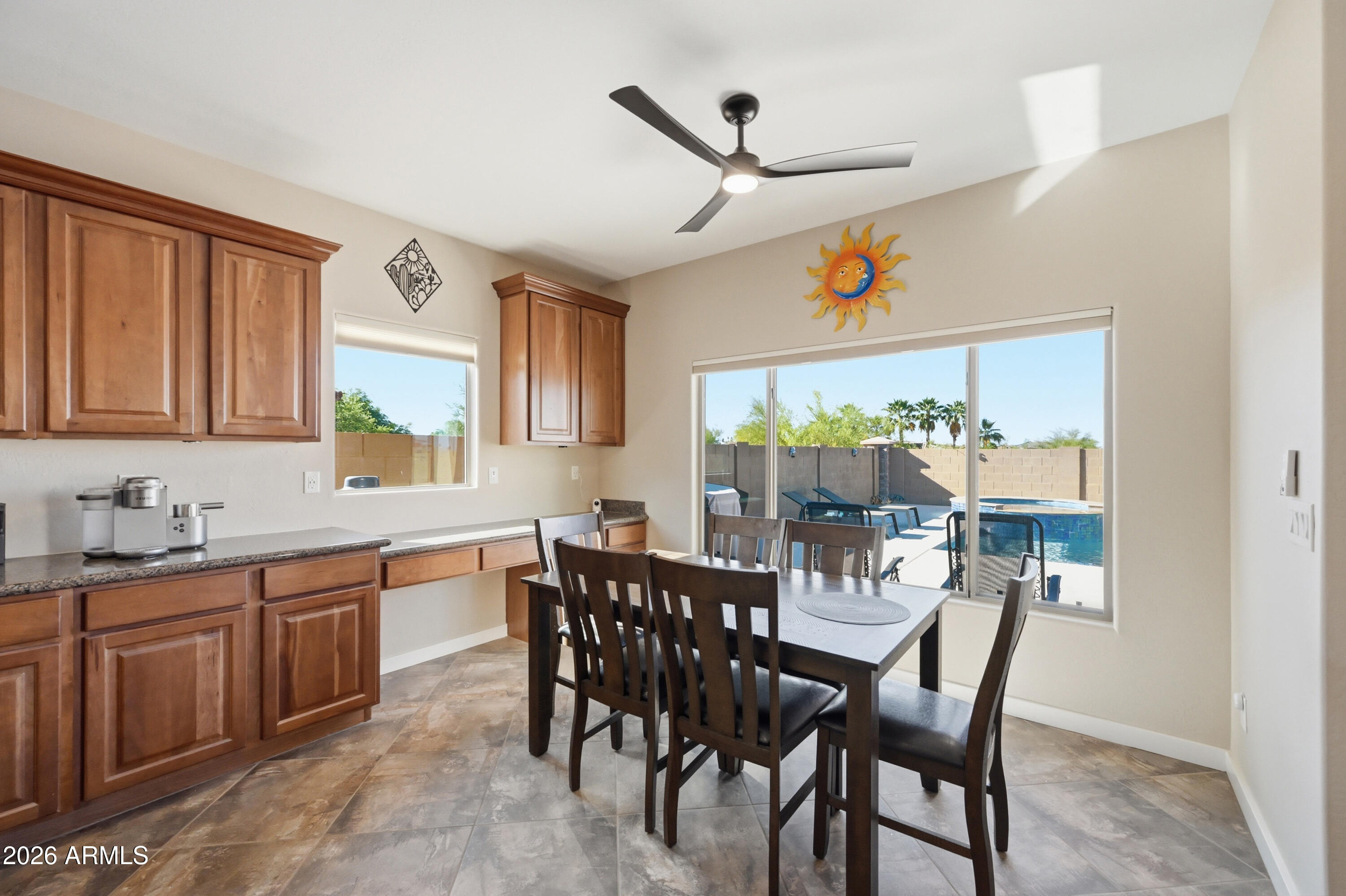 2310 W KACHINA Trail
