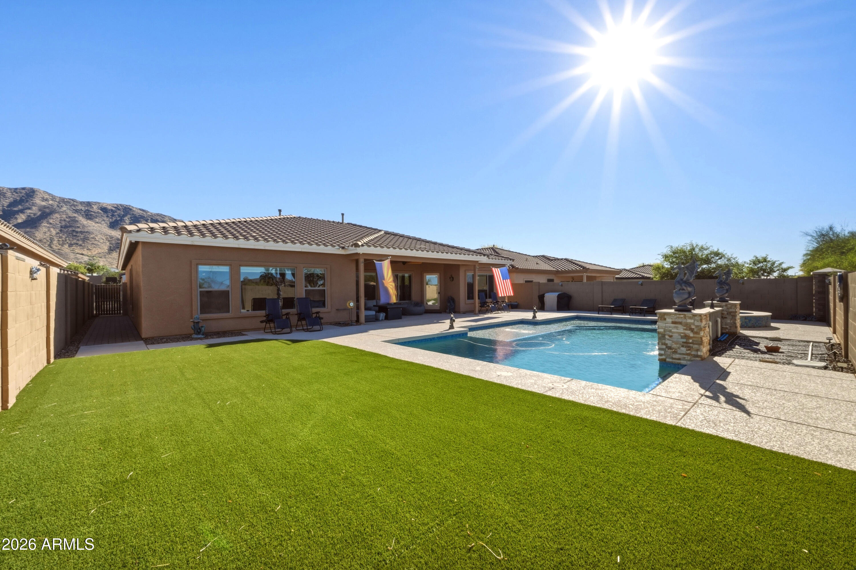 2310 W KACHINA Trail