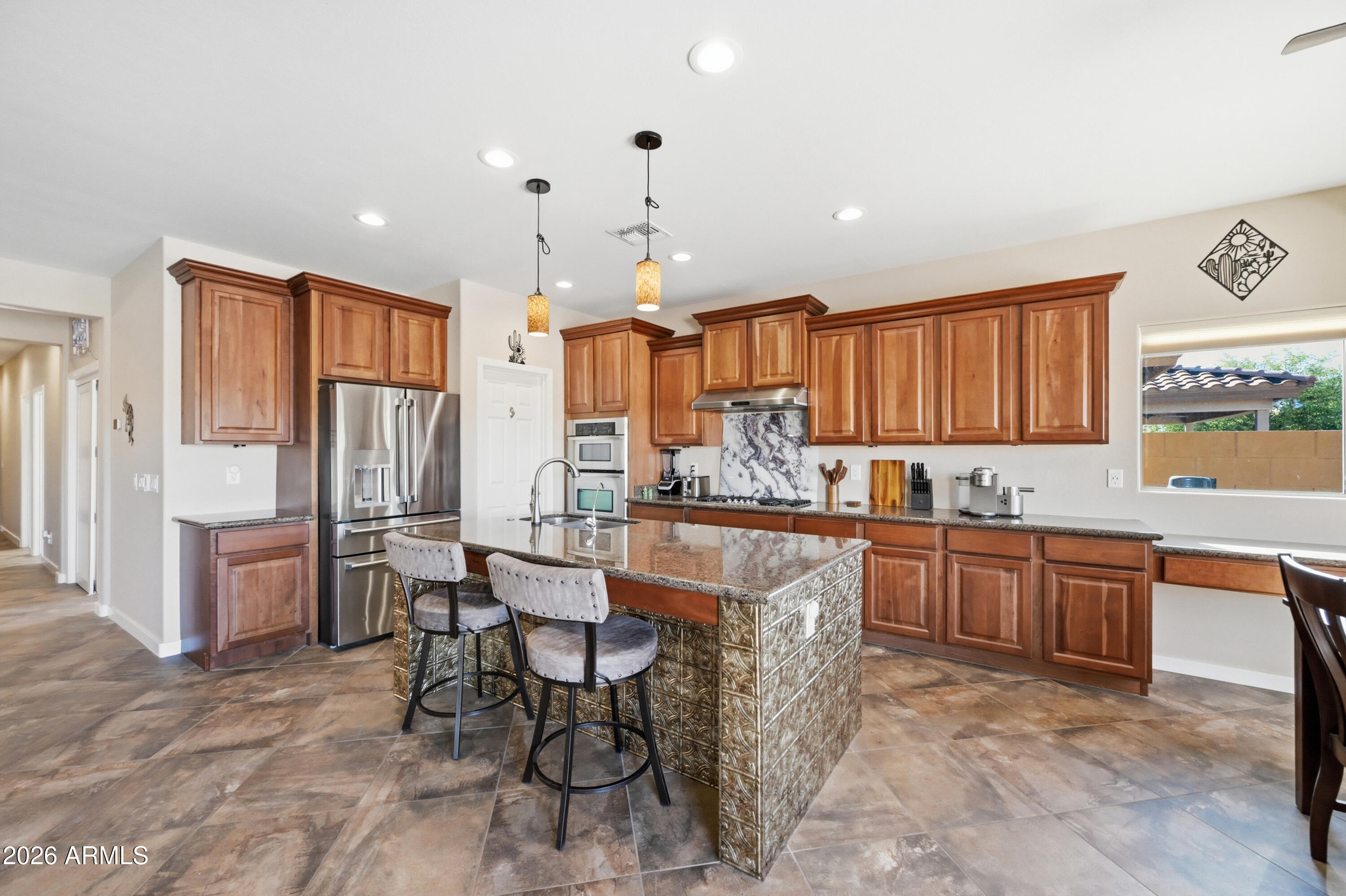 2310 W KACHINA Trail