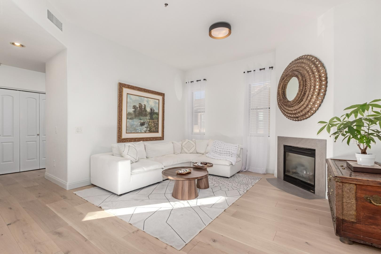 7027 N Scottsdale Road Unit 224