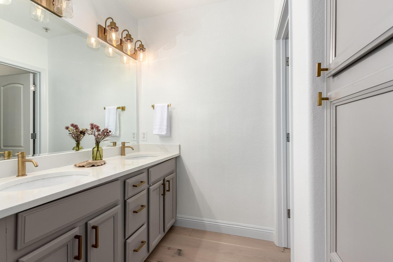 7027 N Scottsdale Road Unit 224