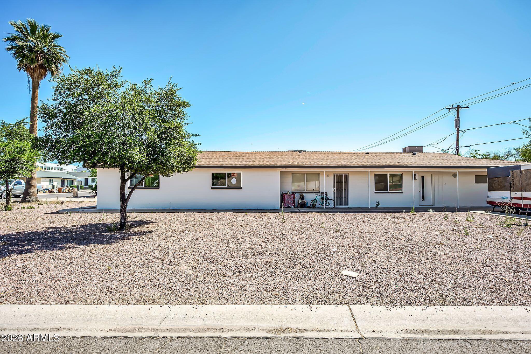 2301 E HARVARD Street 4