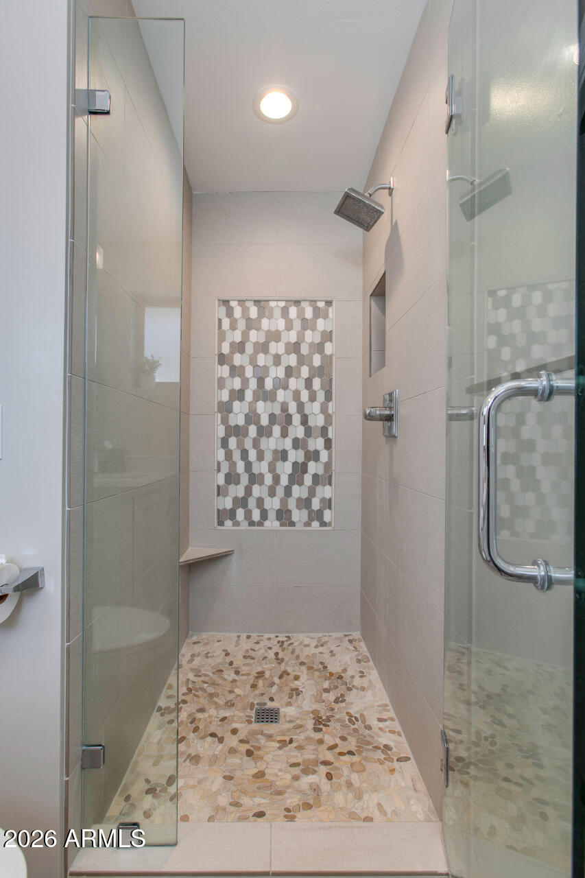 2039 N 69TH Place