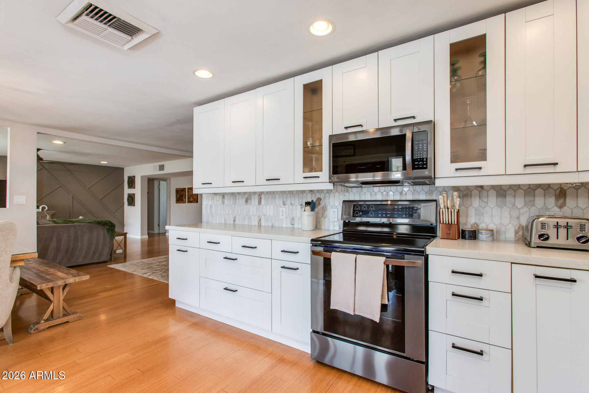 2039 N 69TH Place