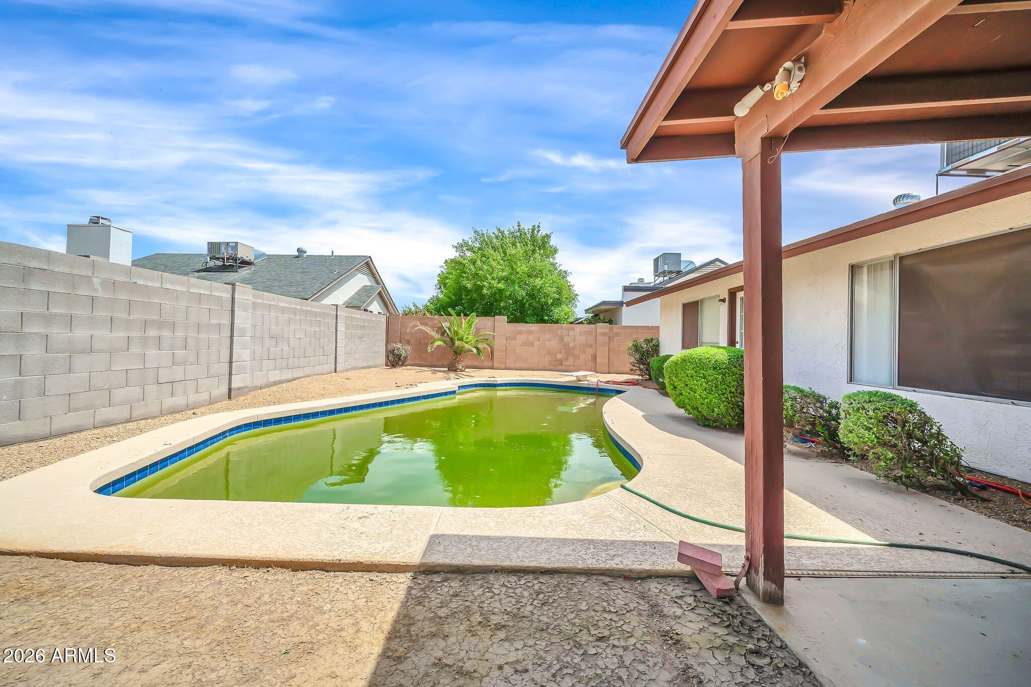 5738 W GREENBRIAR Drive