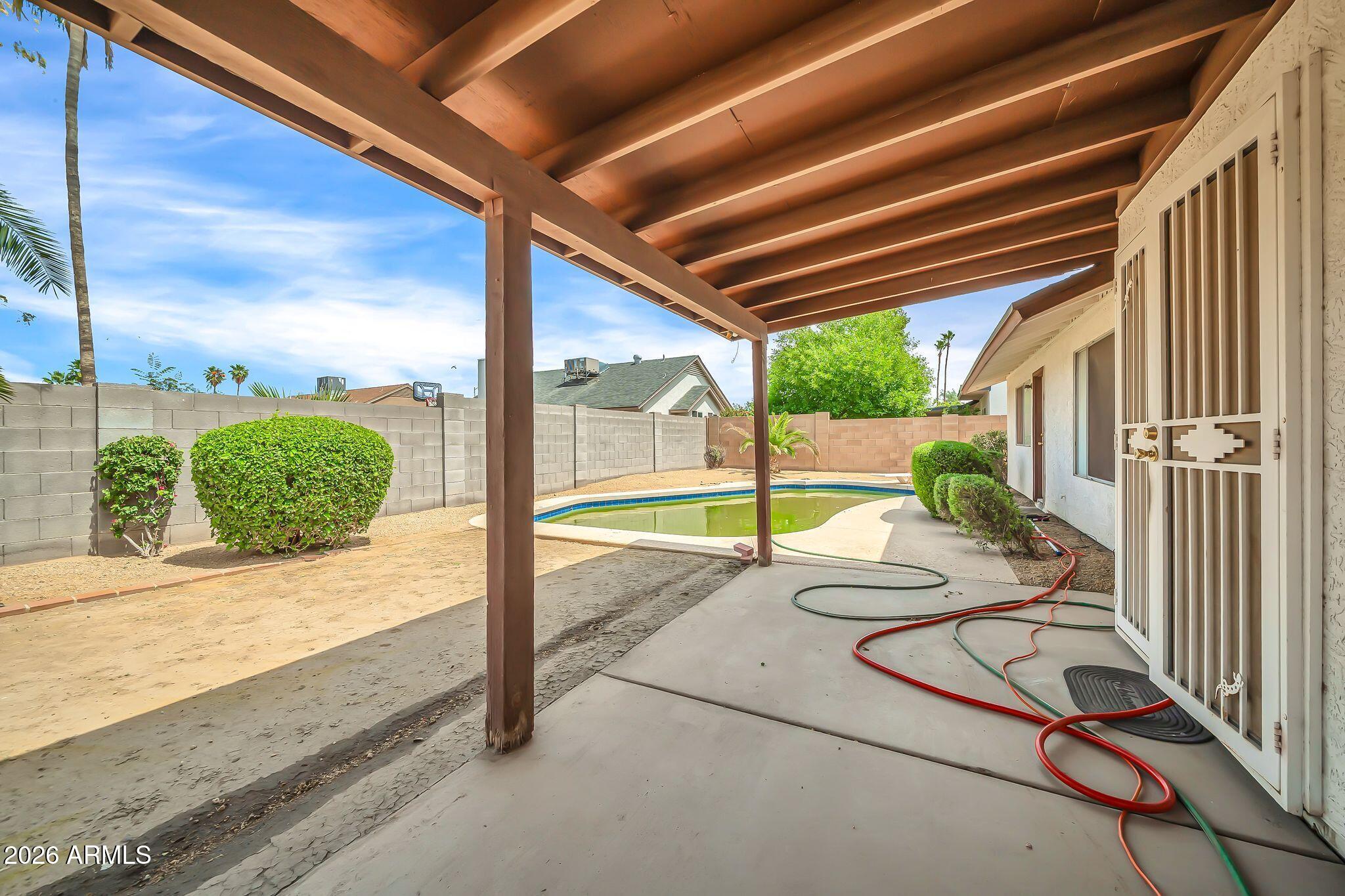 5738 W GREENBRIAR Drive
