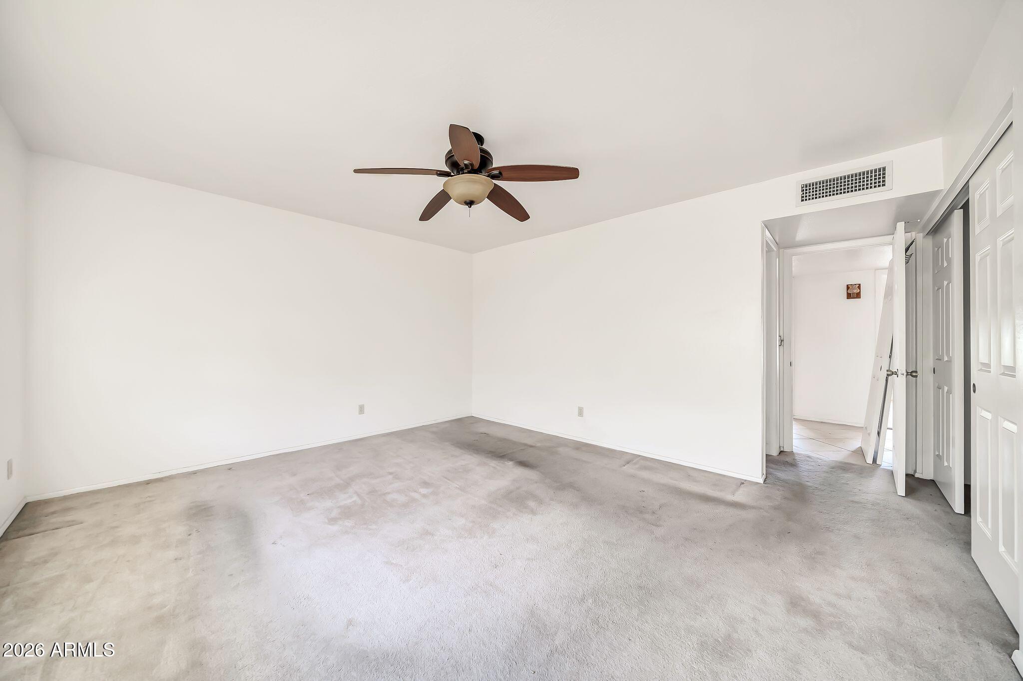 5738 W GREENBRIAR Drive