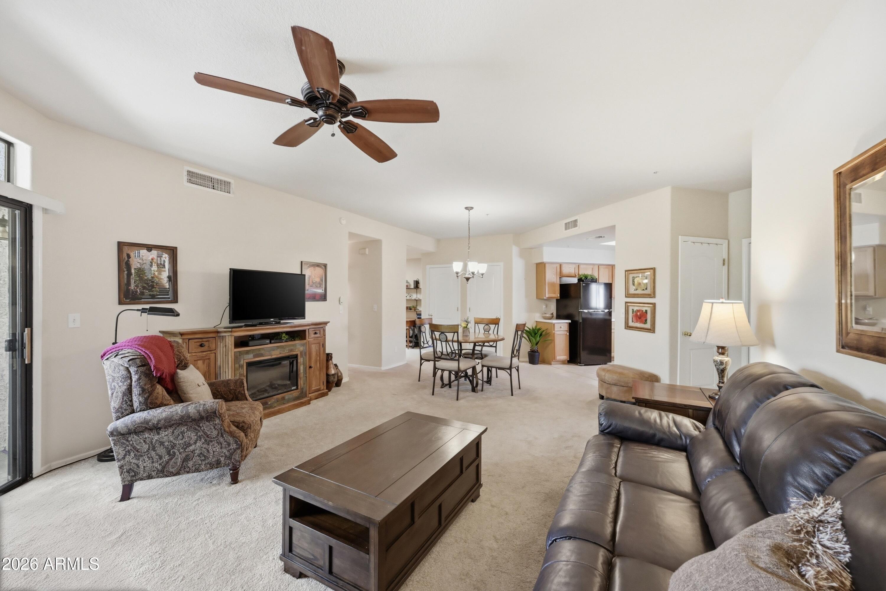 9151 W Greenway Road 295