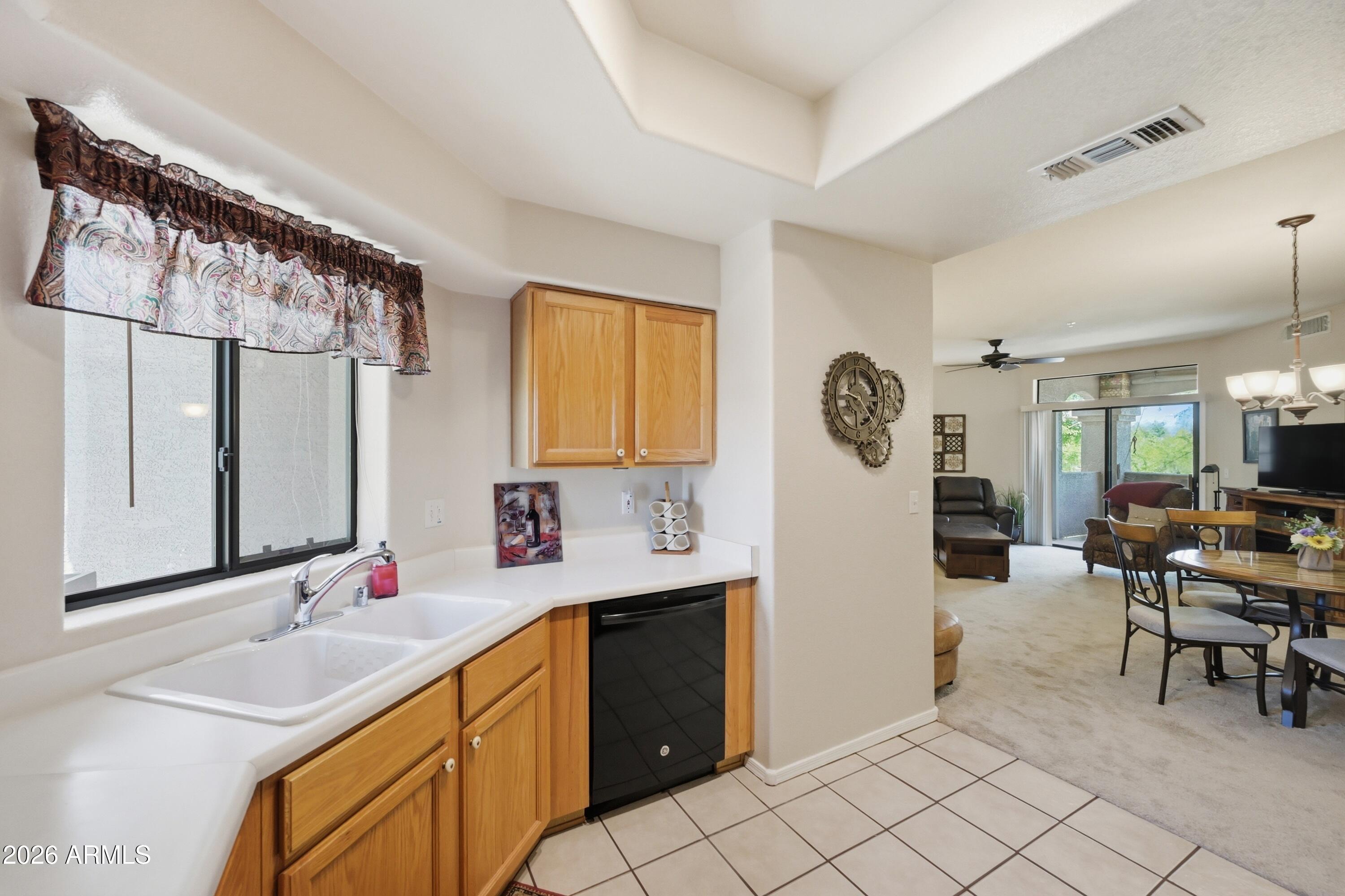 9151 W Greenway Road 295