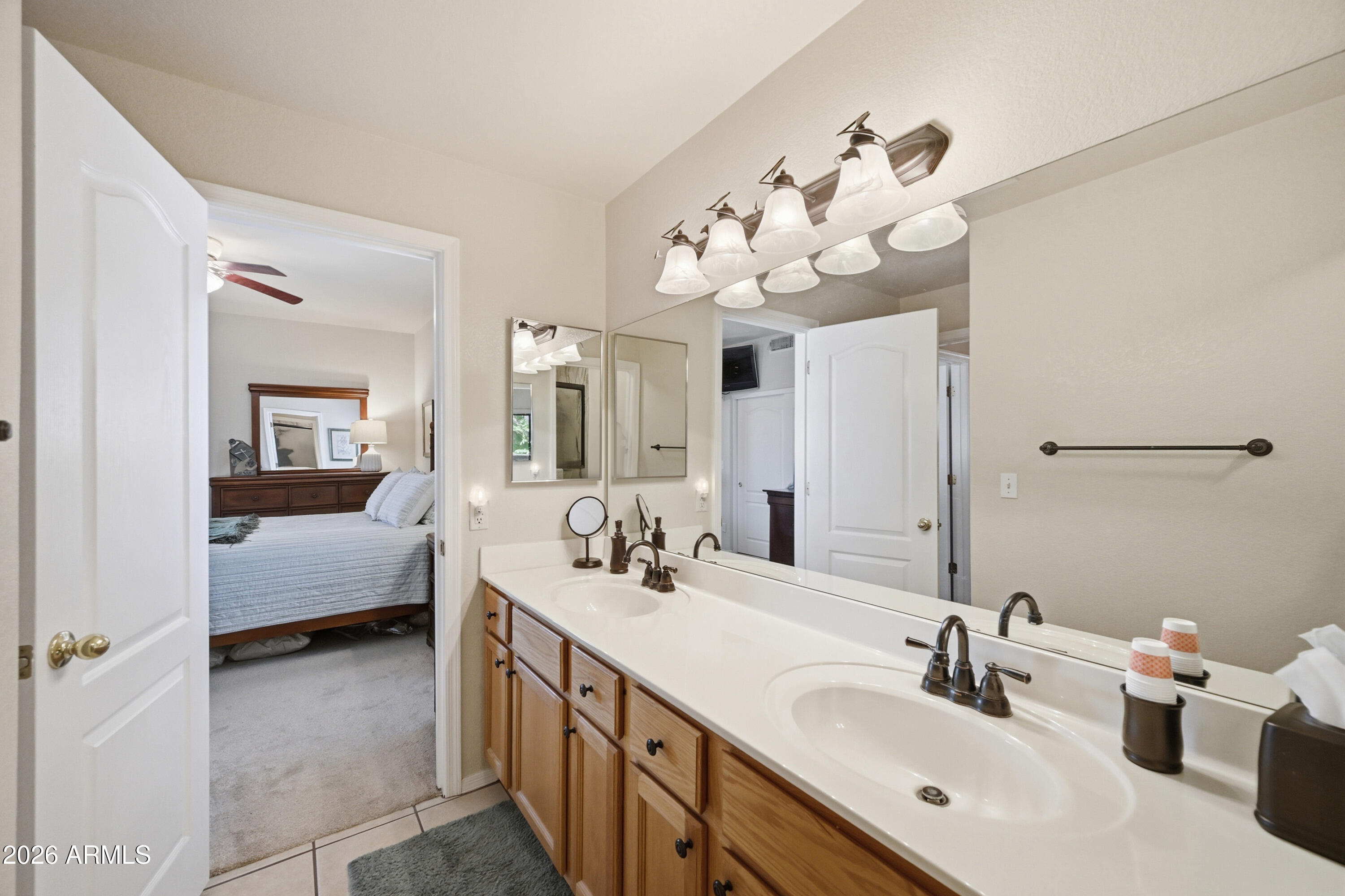9151 W Greenway Road 295